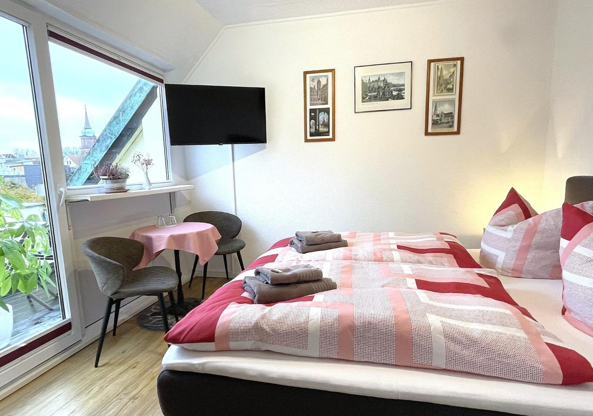 Double or Twin Room photo 2