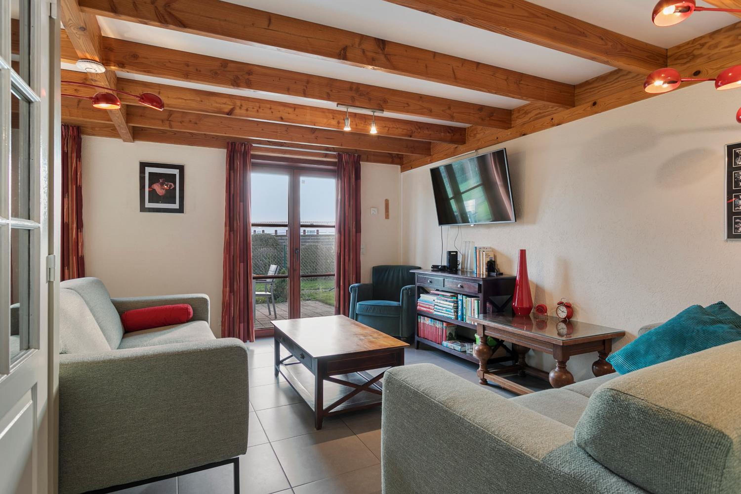 Three-Bedroom Bungalow photo 1
