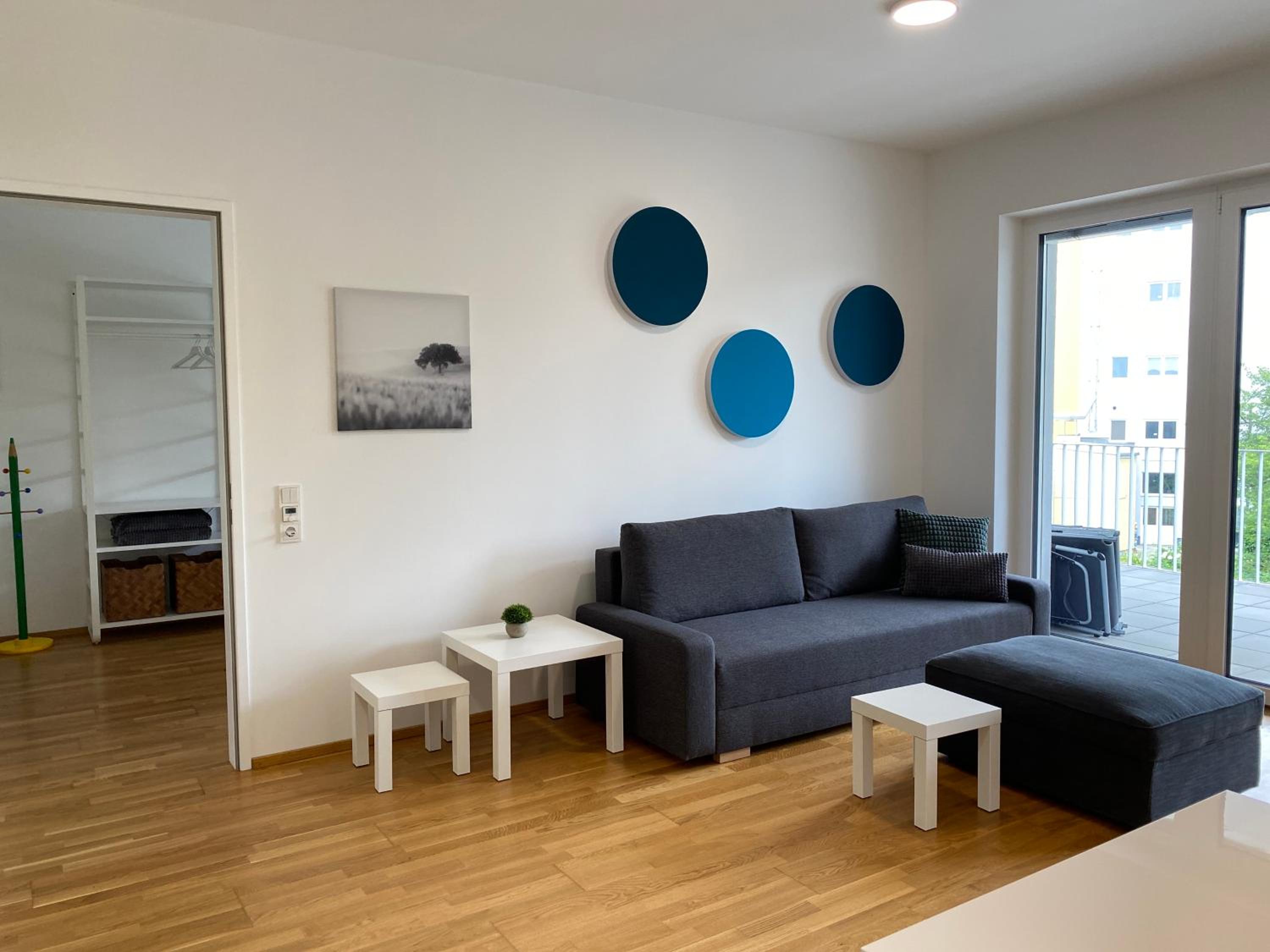 One-Bedroom Apartment photo 3