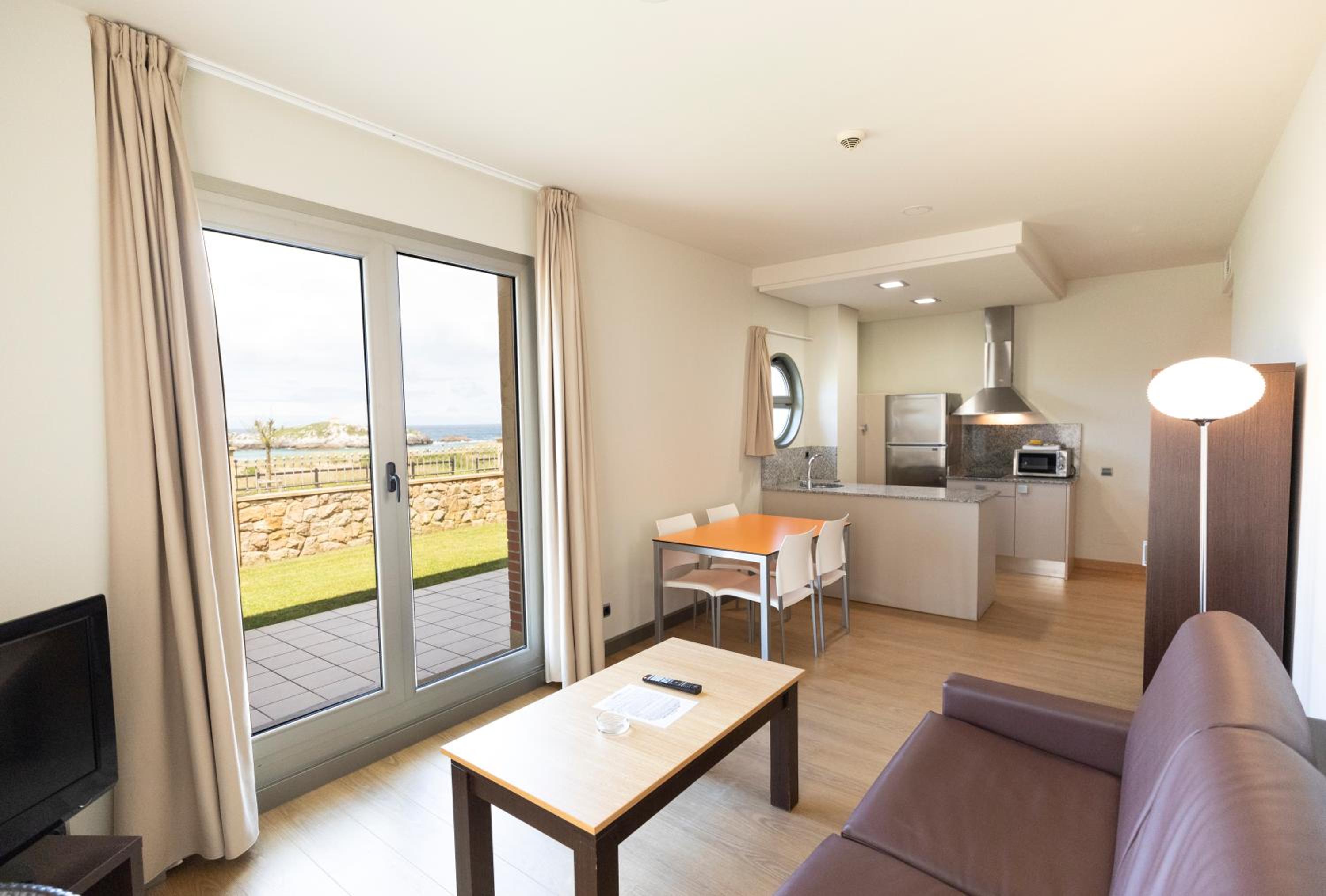 Apartamento de una habitación con vistas a las dunas de la playa - Planta Baja