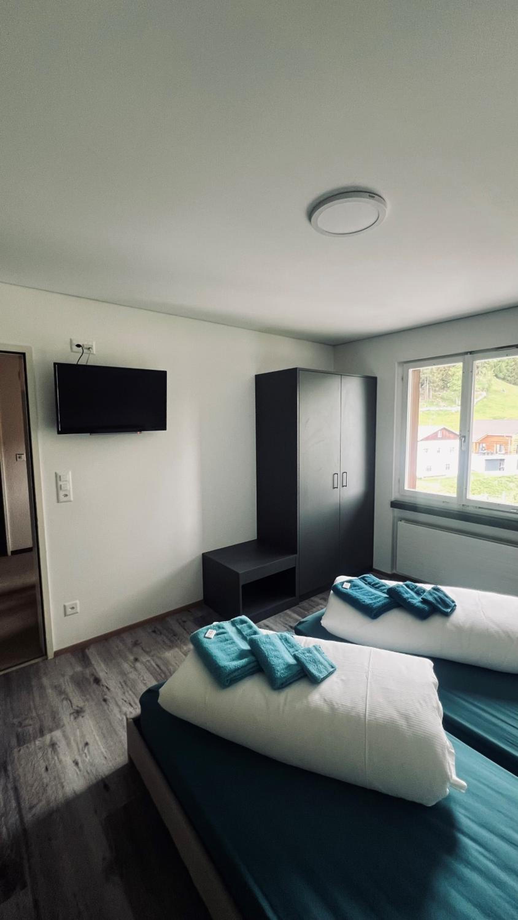 Double Room with Private Bathroom photo 2
