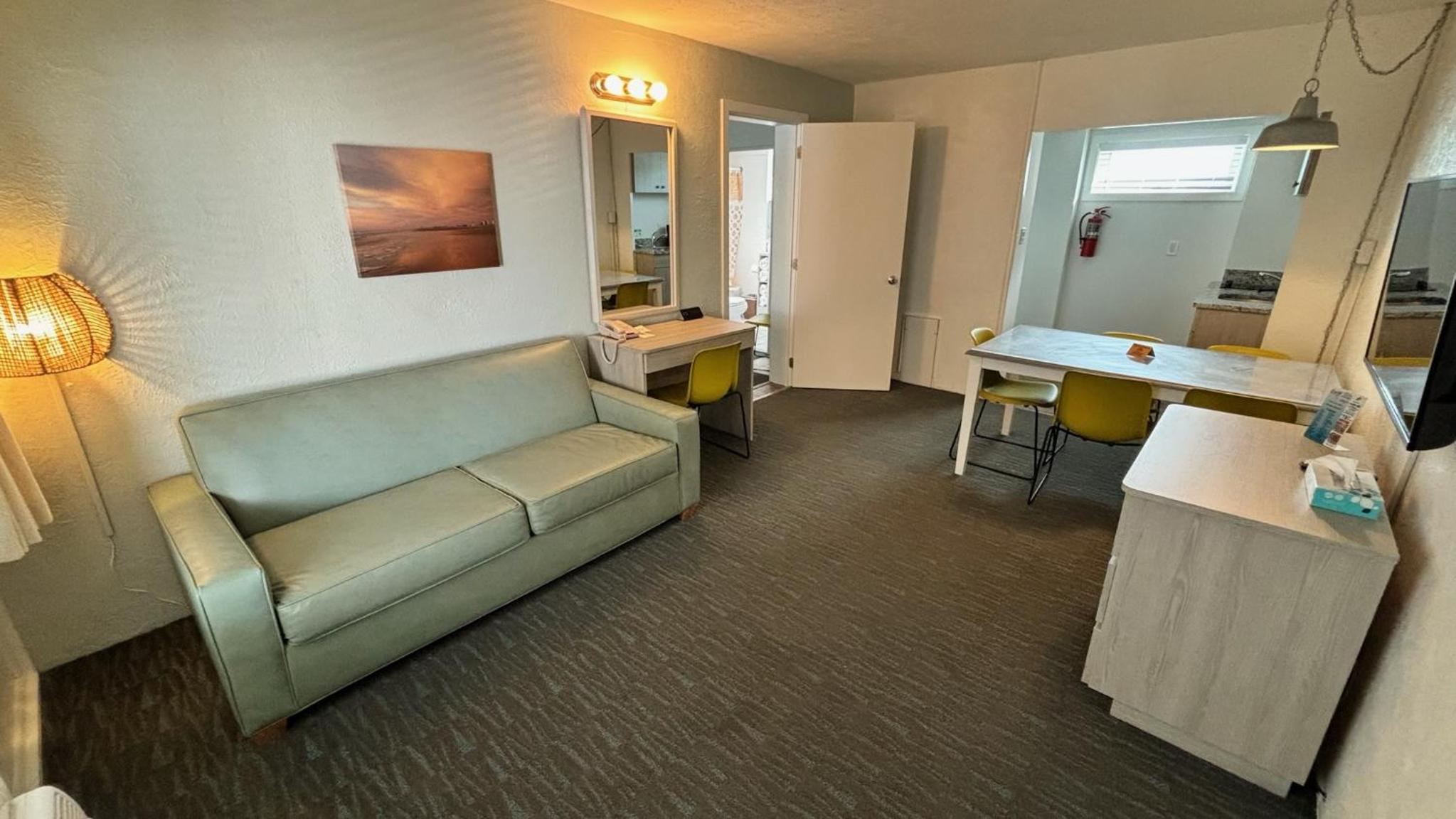 Deluxe Suite photo 1
