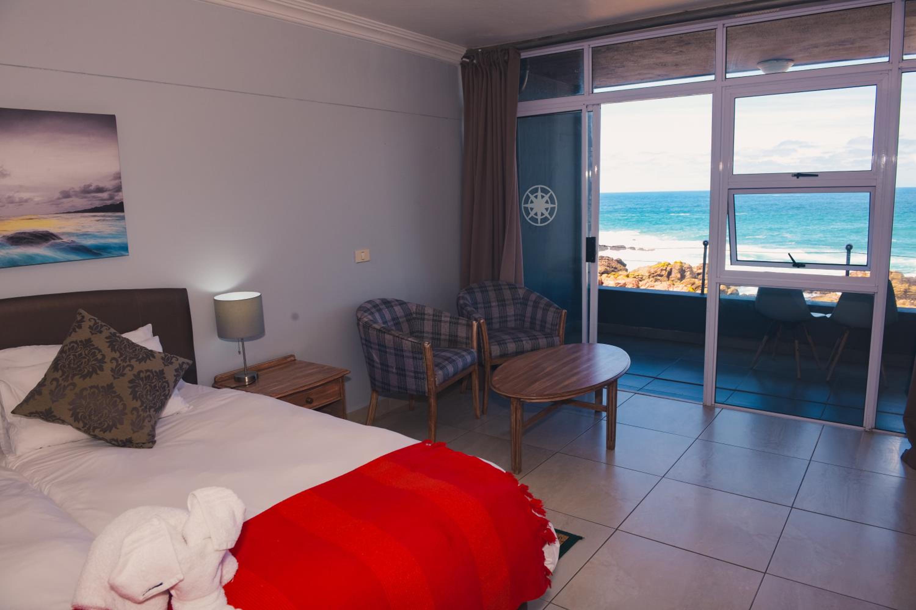 Standard Twin Room - Photo 8