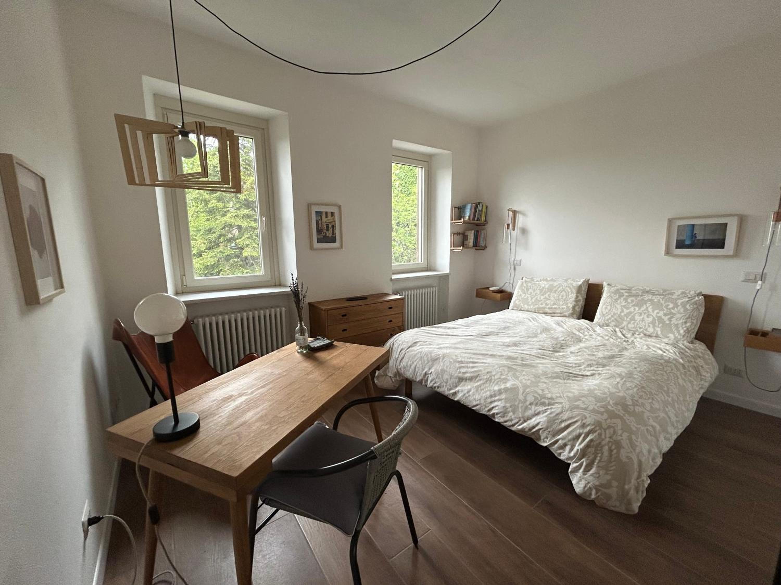 Large Double Room photo 1