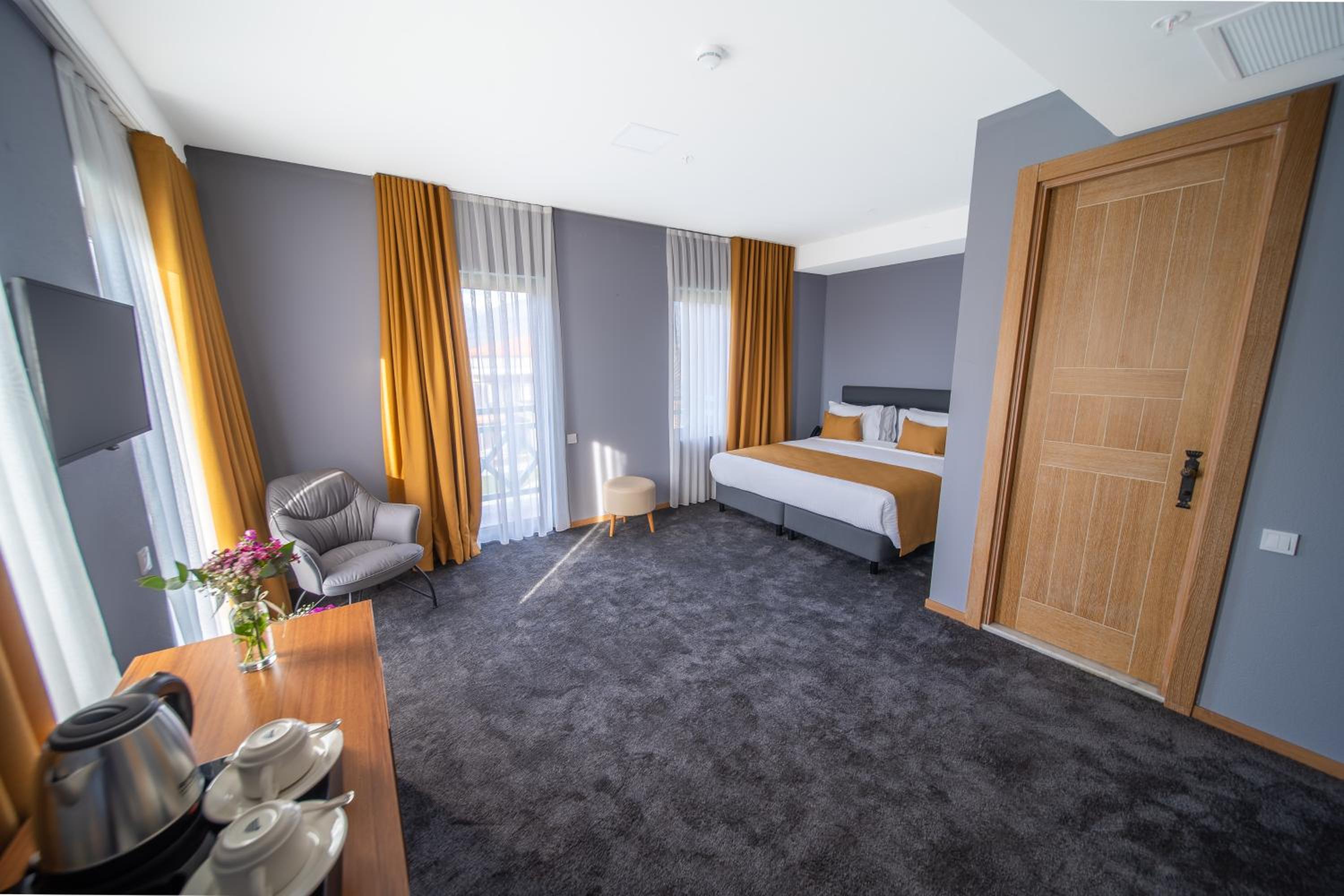 Standard Double Room - Photo 5