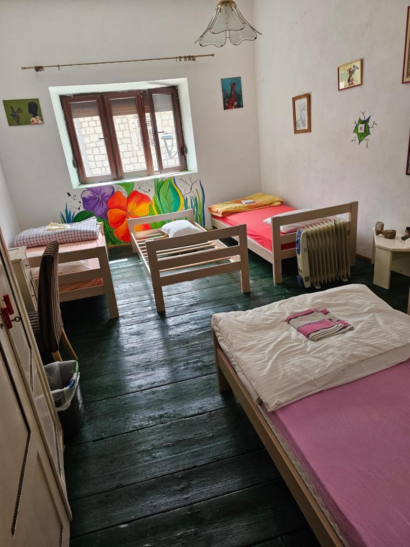 Mixed Dormitory Room photo 2