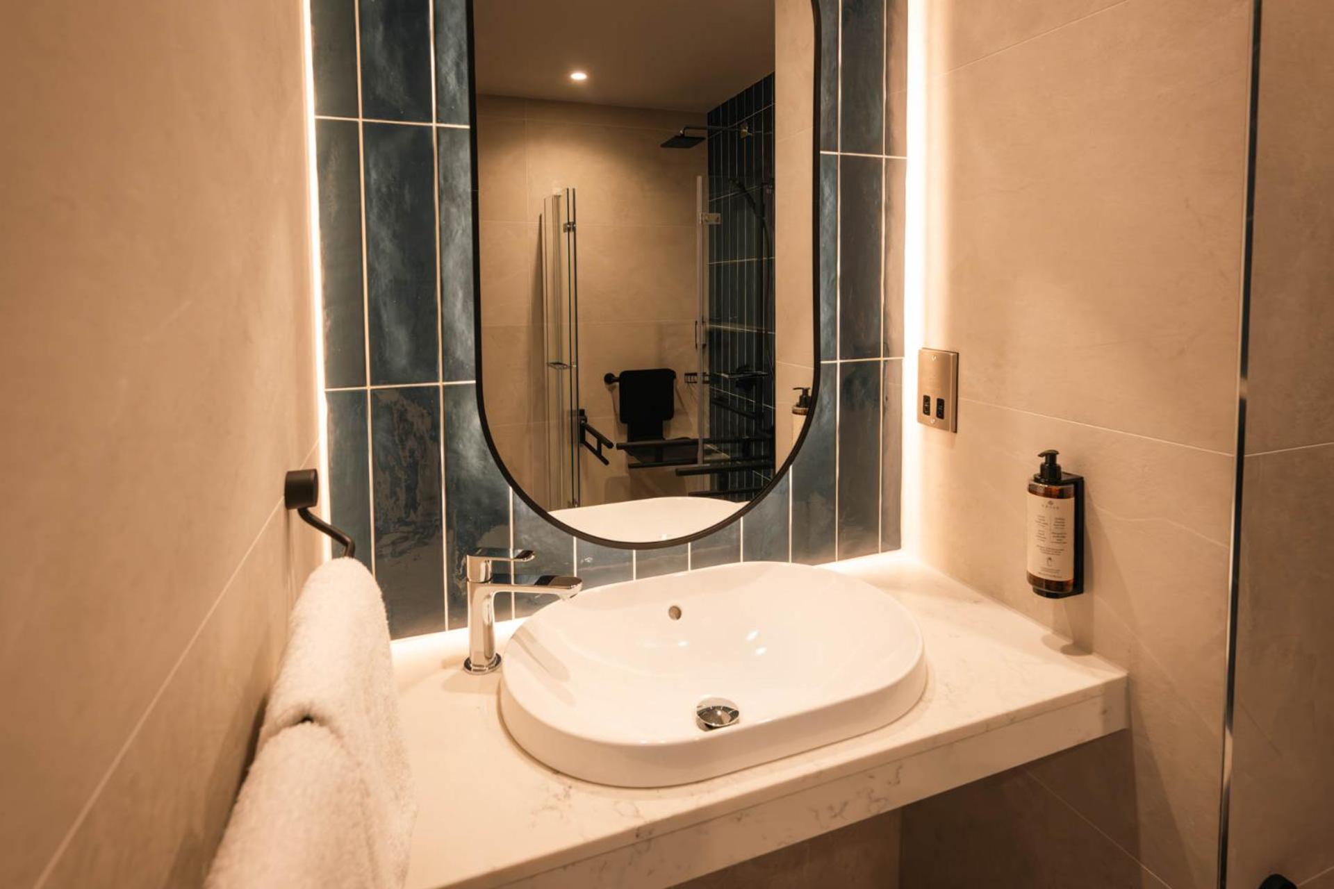 Superior Triple Room - Photo 3