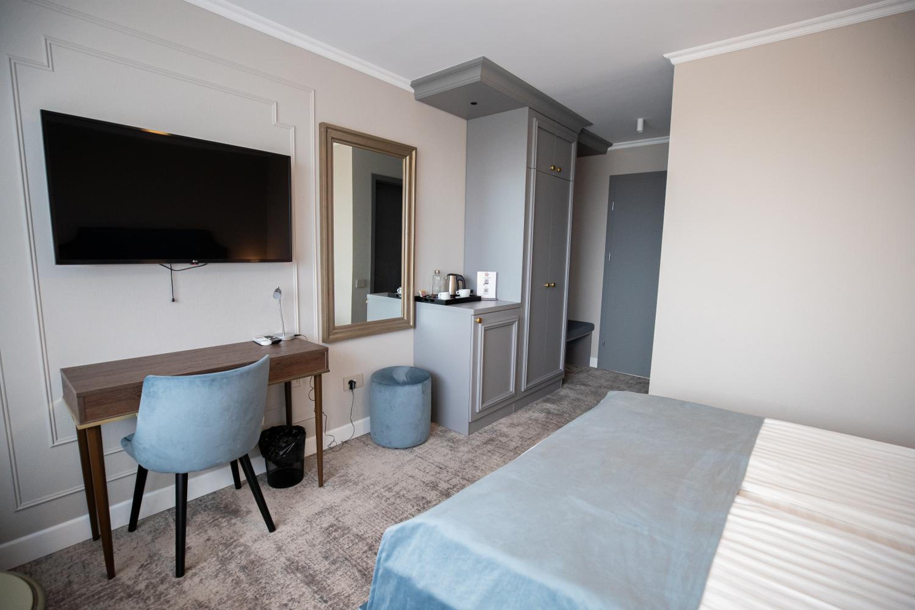 Standard Double Room photo 2