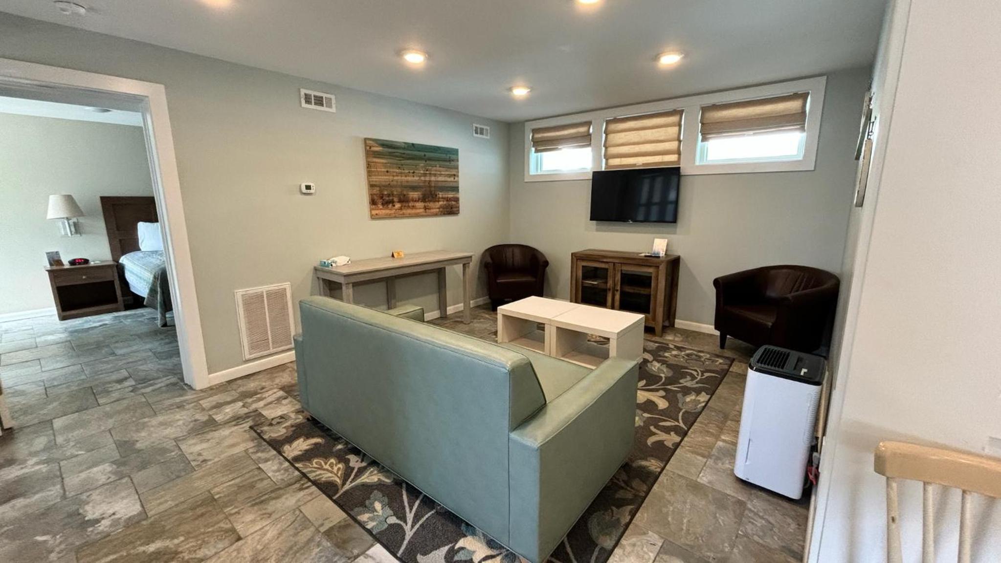 Two Bedroom King Suite (4 Adults + 4 Children) photo 1