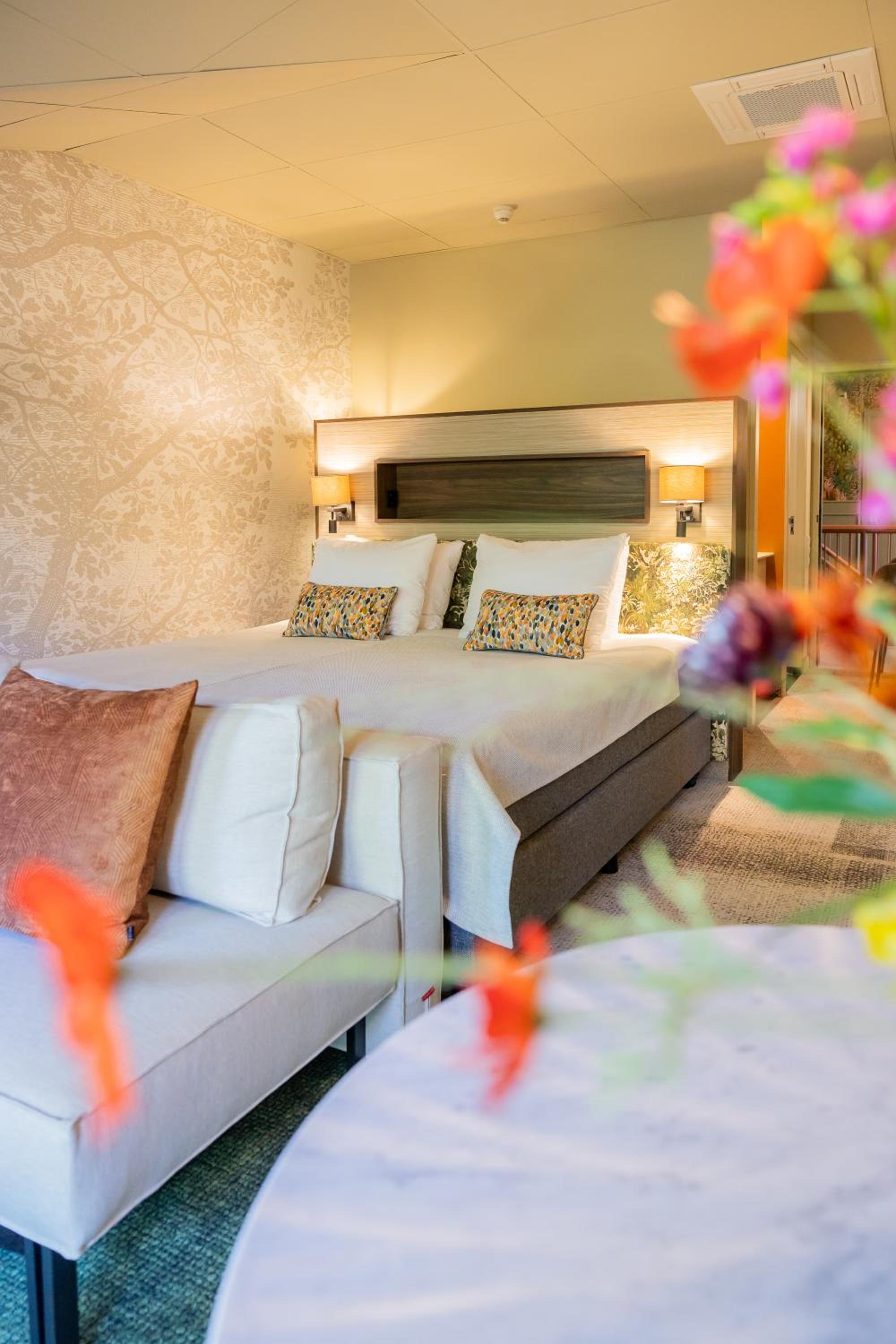 Deluxe Junior Suite photo 3