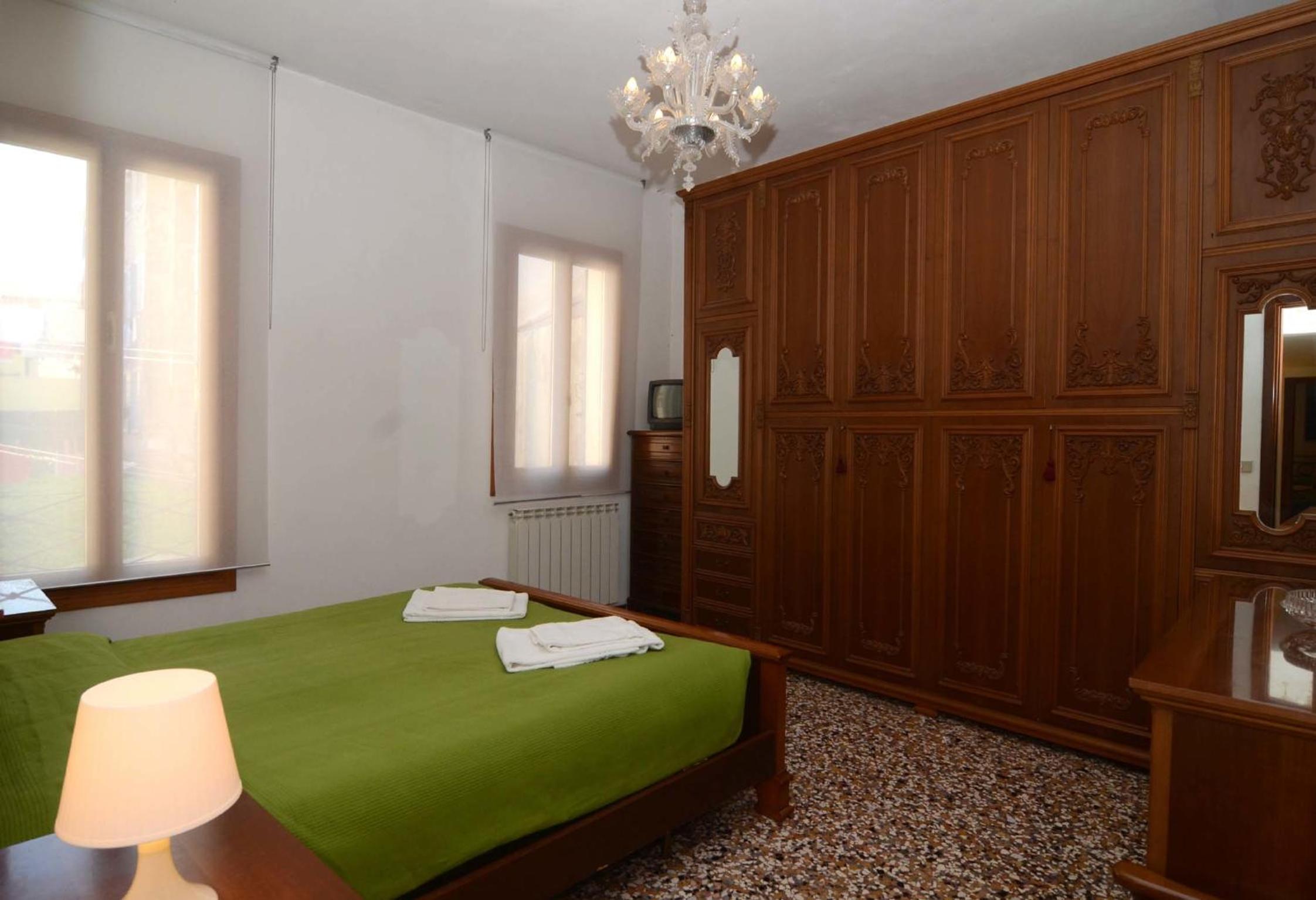 Maisonette photo 2