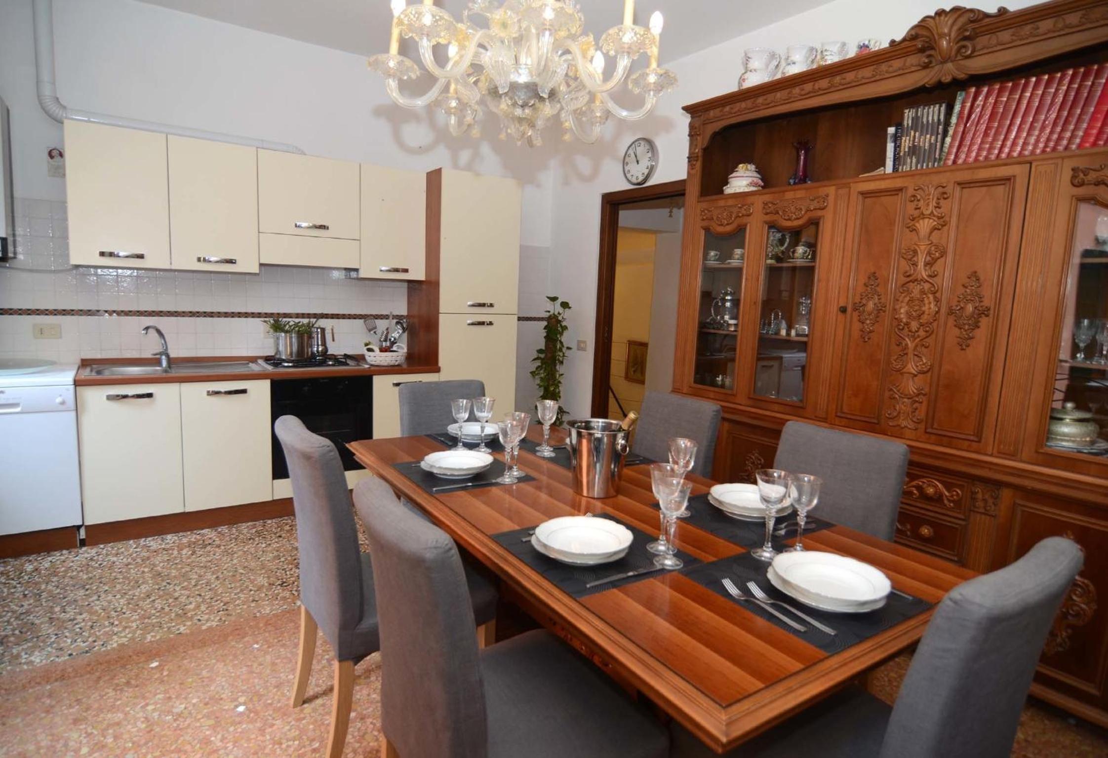 Maisonette photo 3