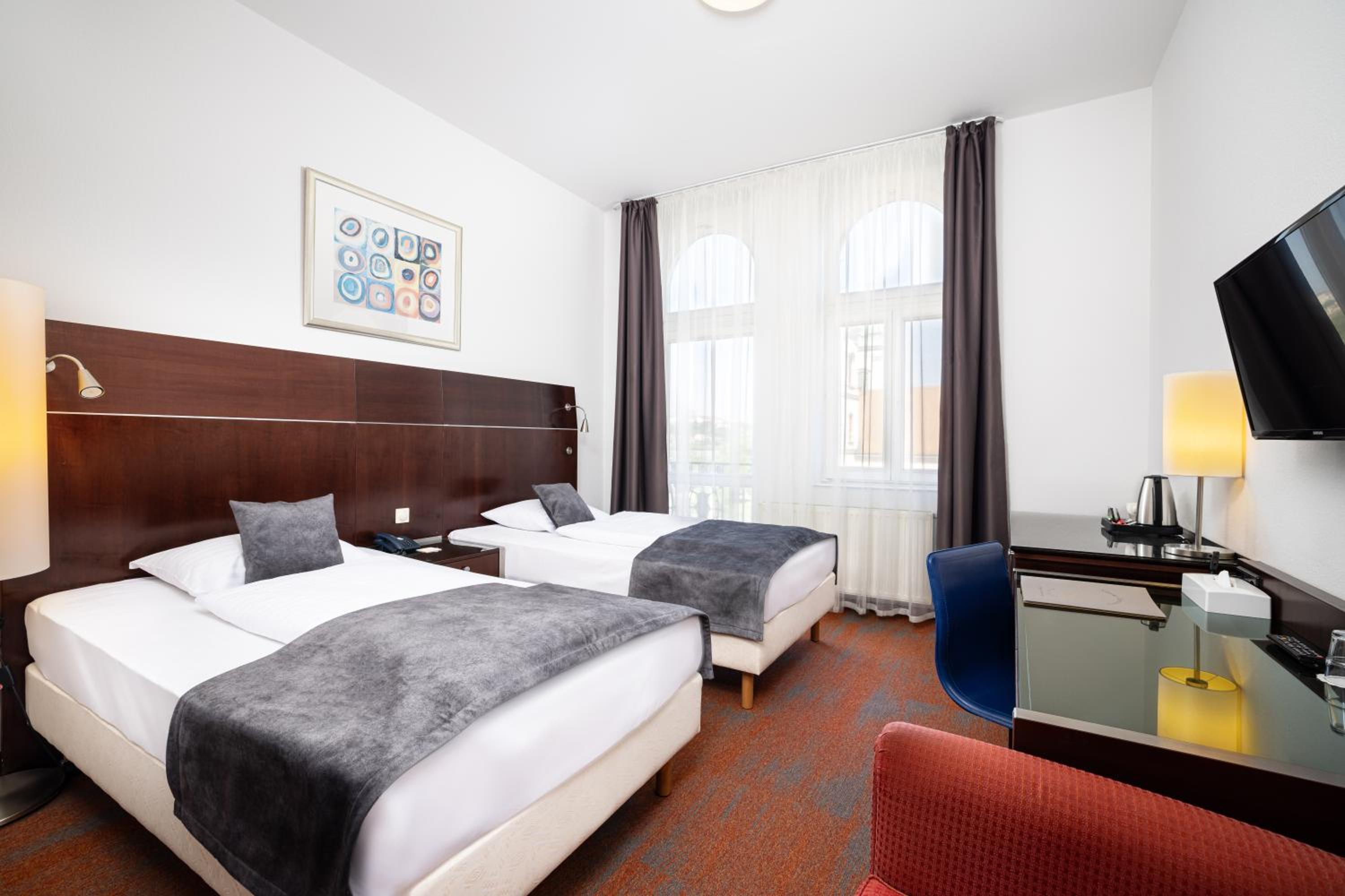Superior Double or Twin Room - Photo 6