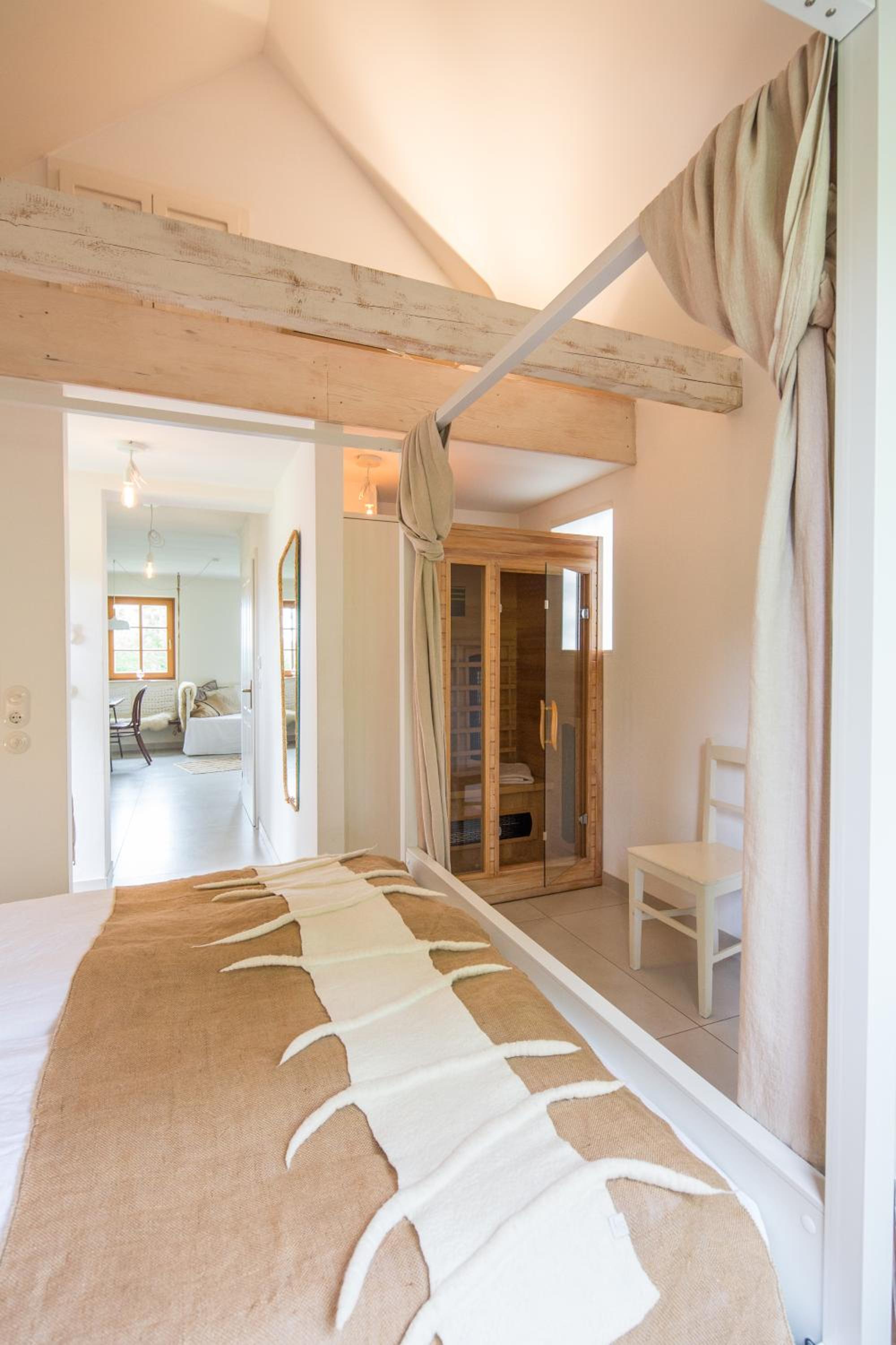 One-Bedroom House photo 1