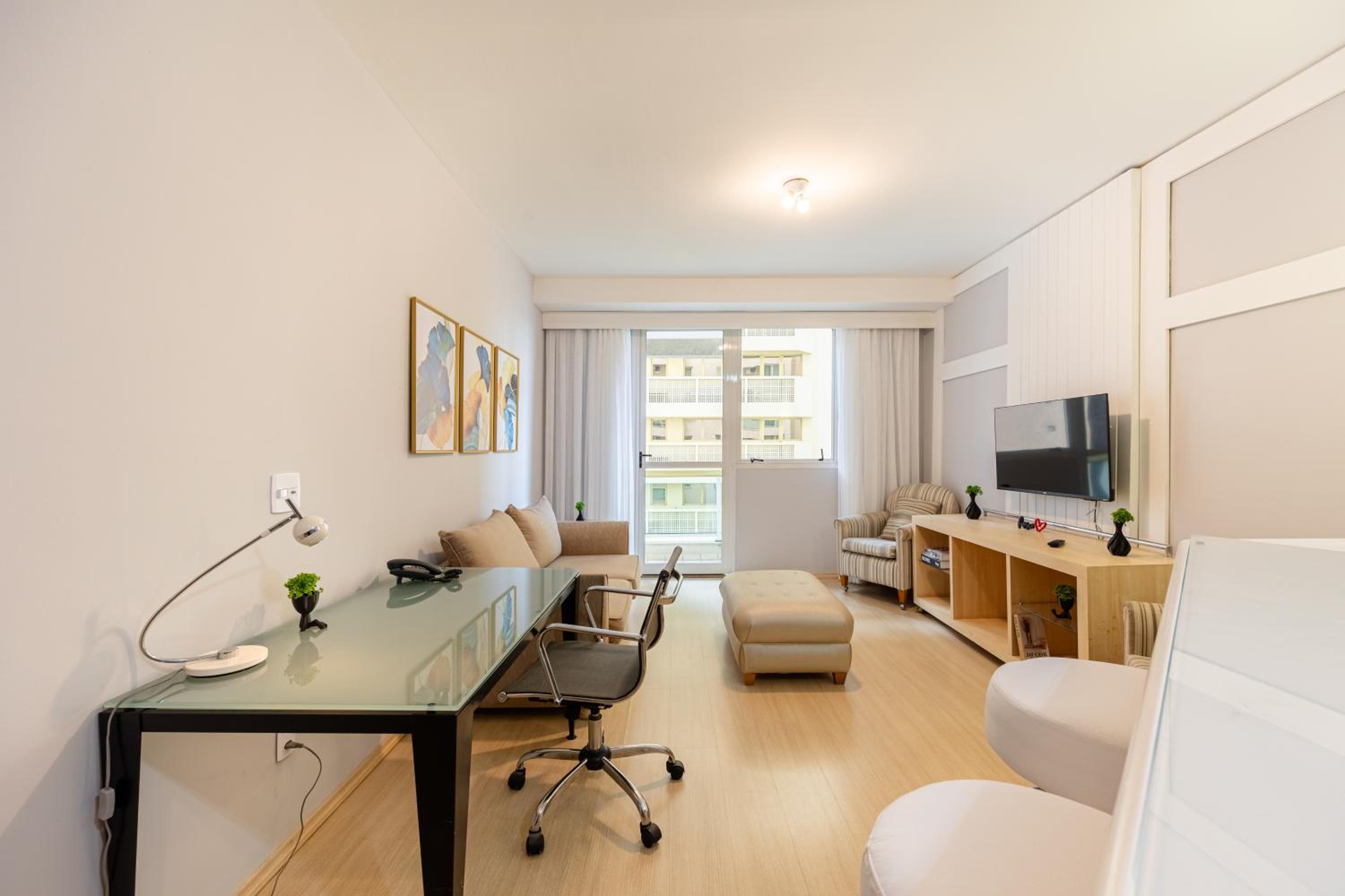 Apartment photo 3
