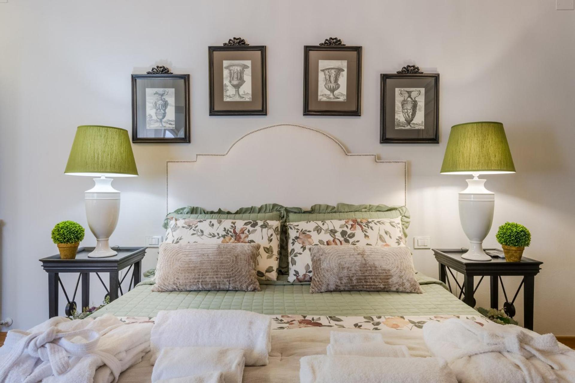 Deluxe One-Bedroom Apartment - Annex