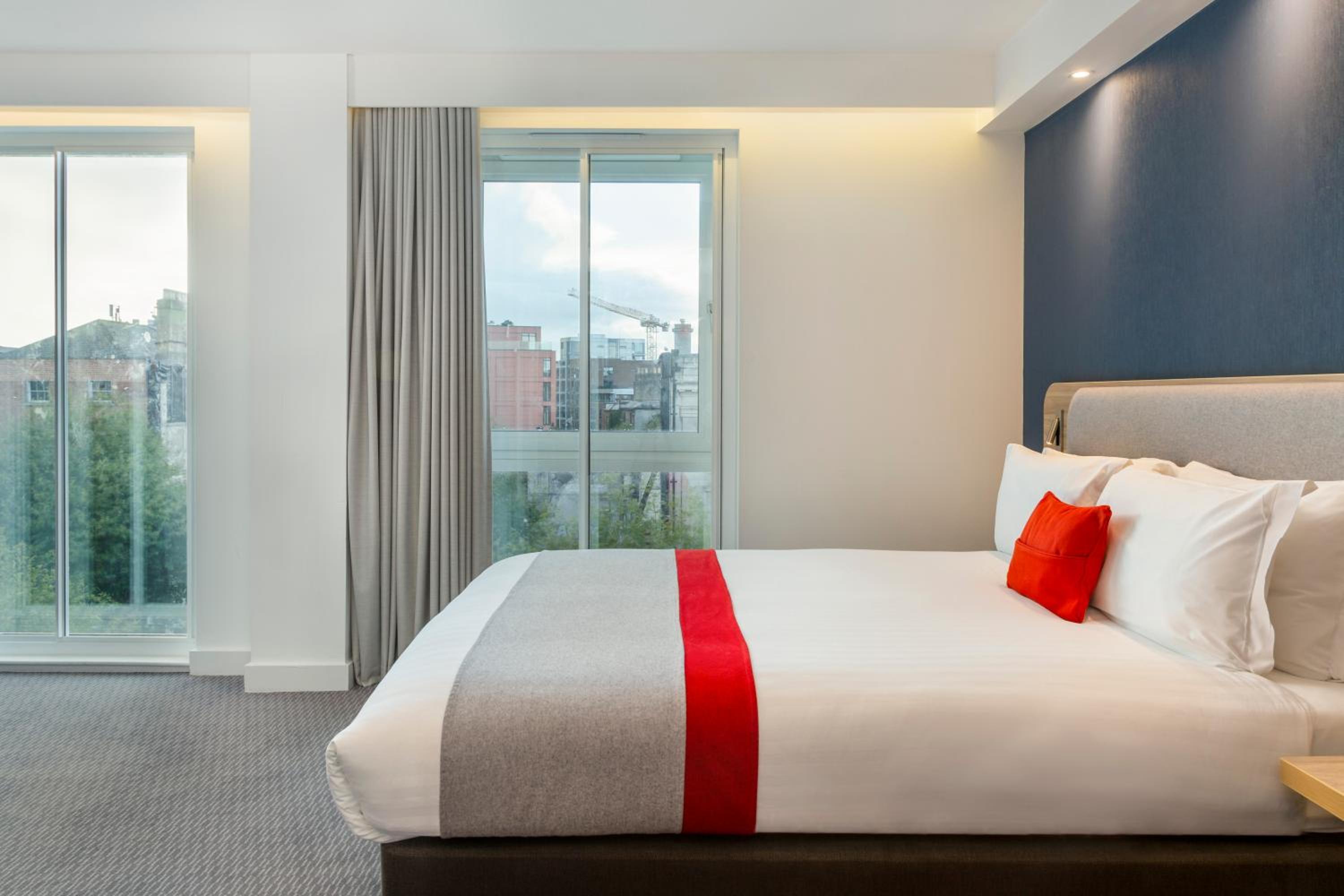 Standard Double Room with City View and Free Hot Breakfast