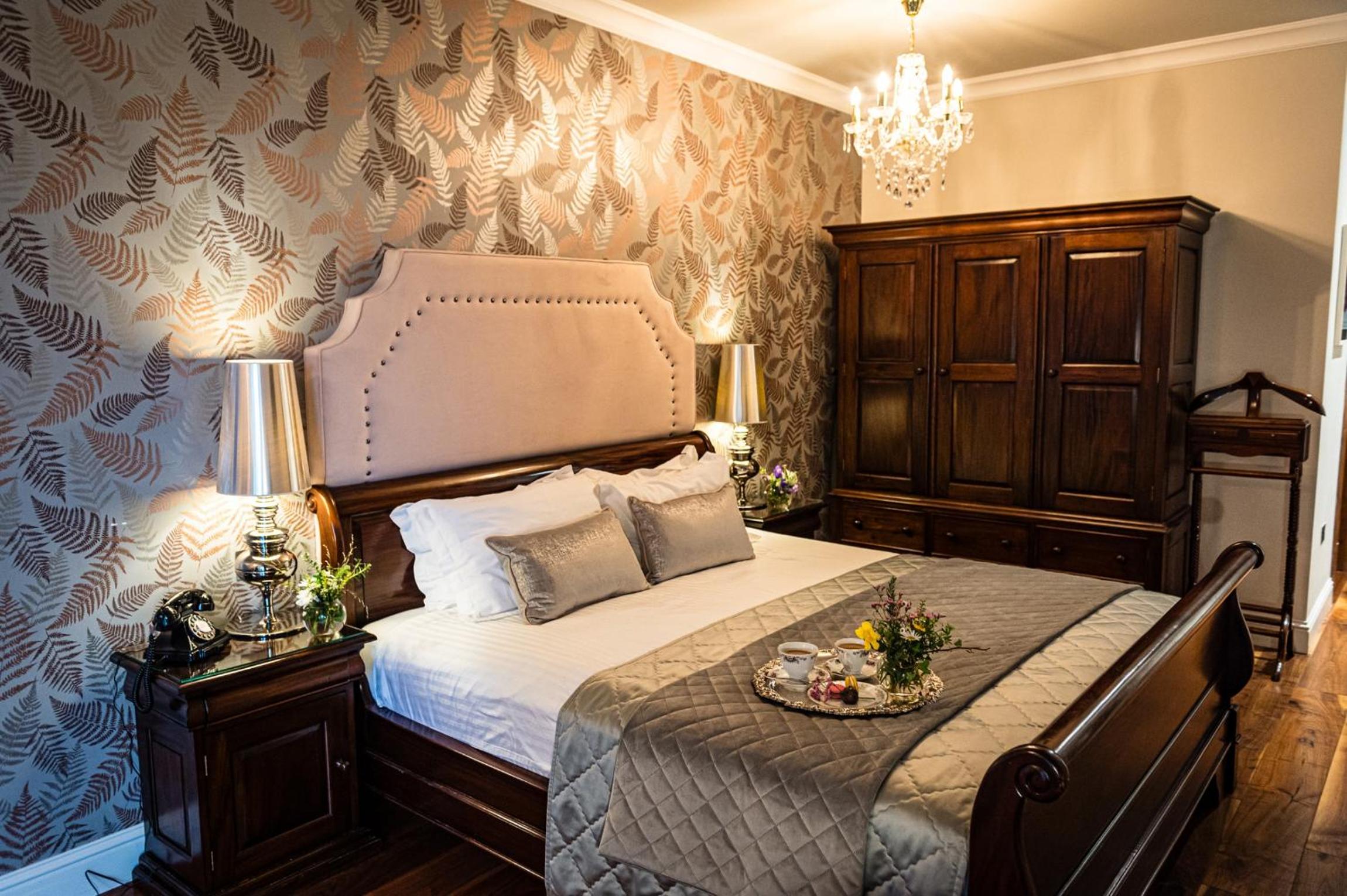 Deluxe Double Room with Balcony photo 2