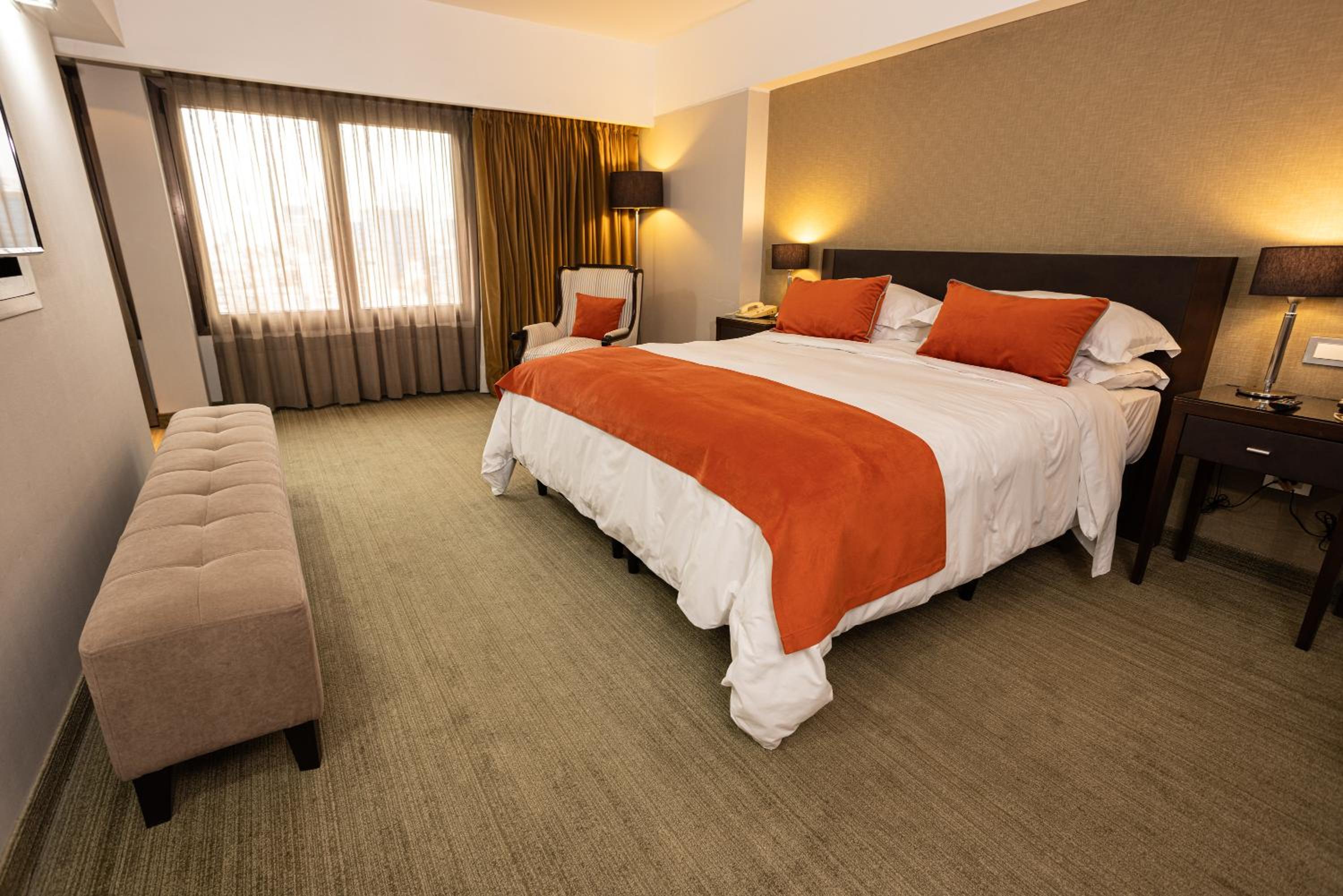 Junior Suite, Club level, Junior Suite, 1 King