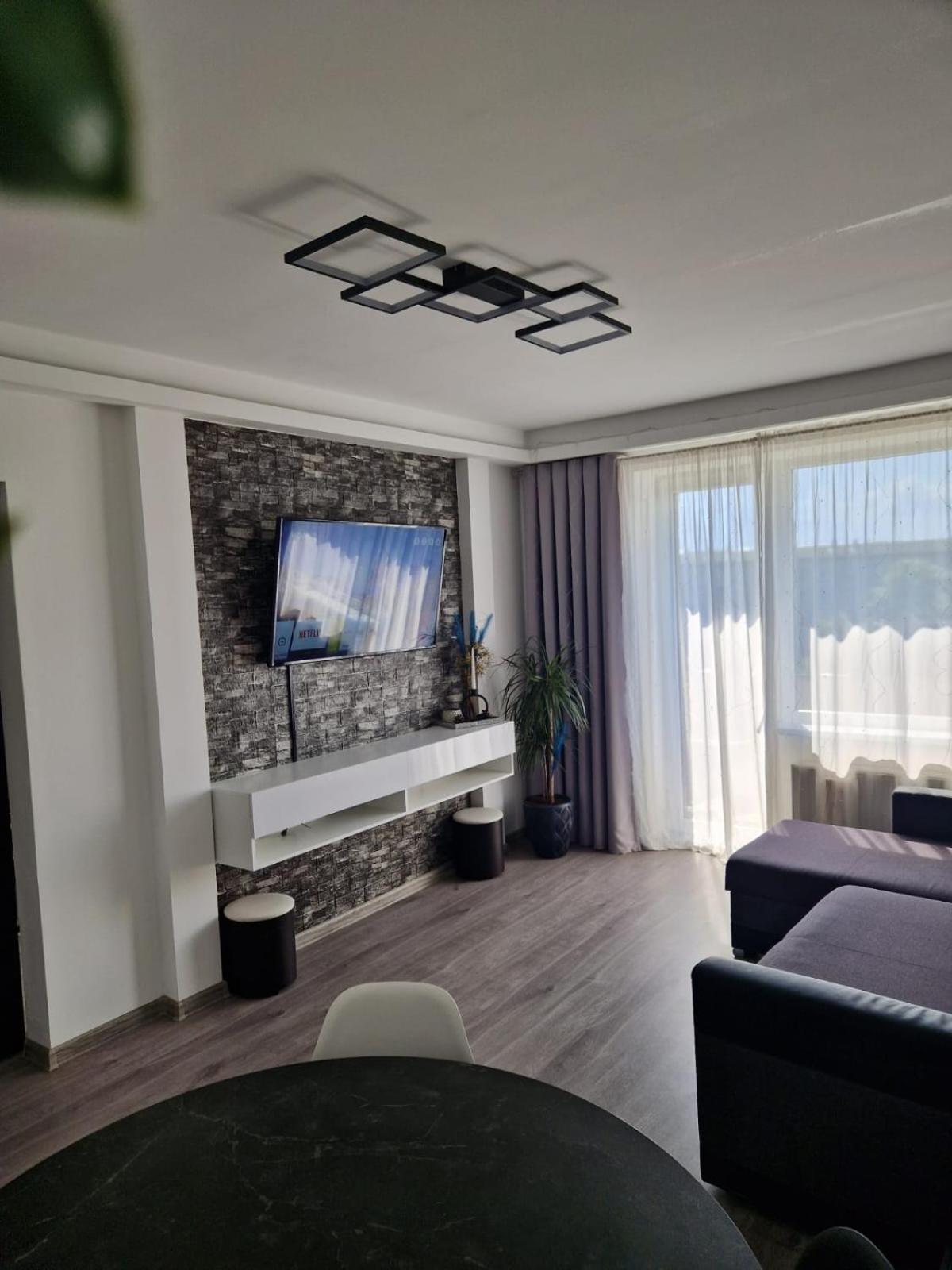 Two-Bedroom Apartment With Balcony photo 1