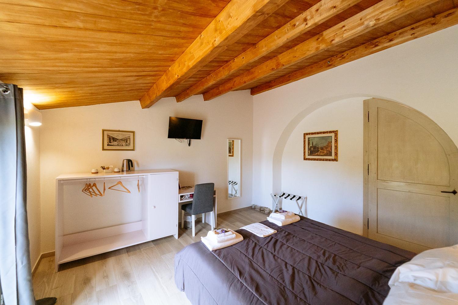 Double Room with Patio photo 1