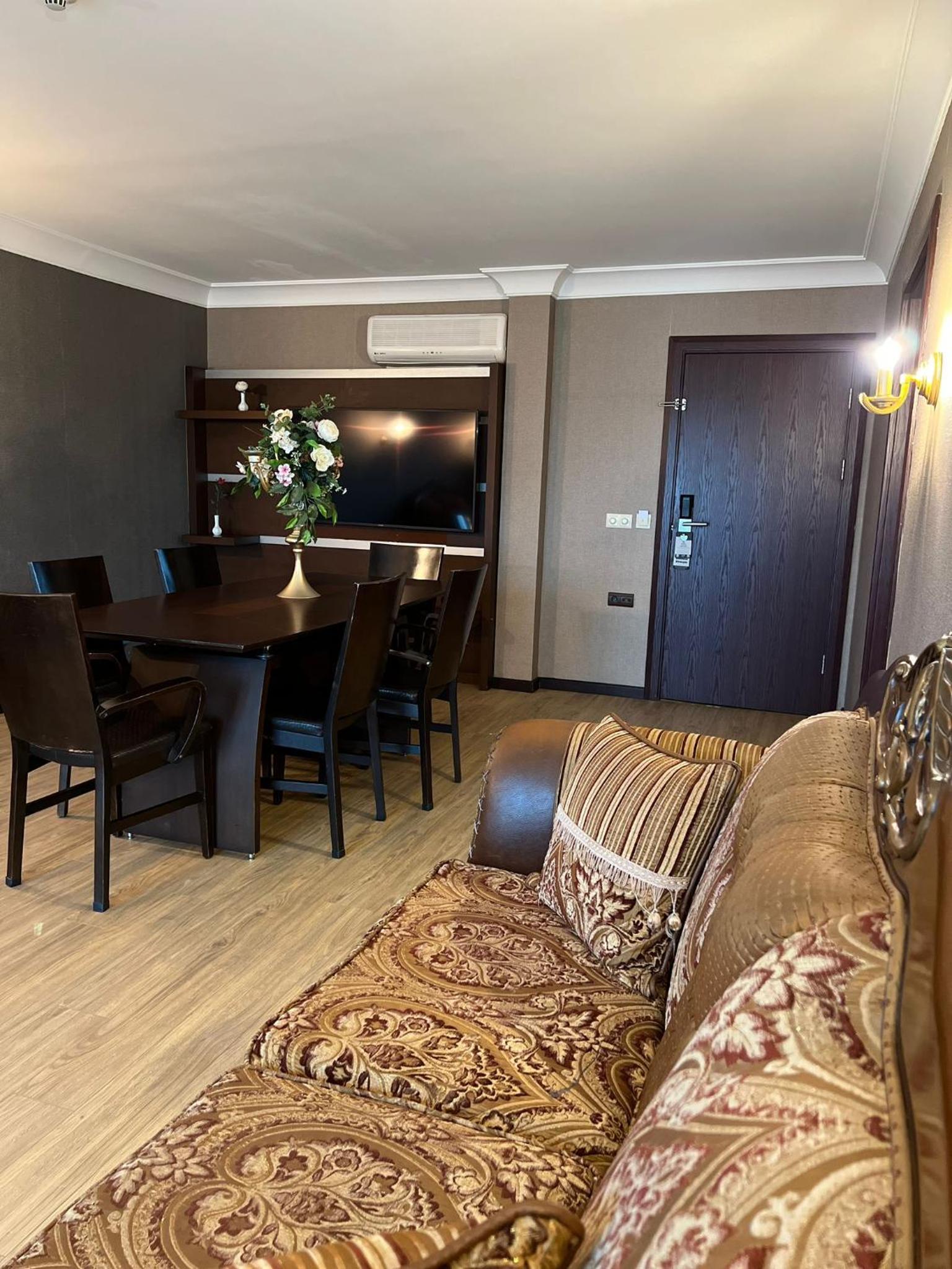 King Suite with Sea View photo 3
