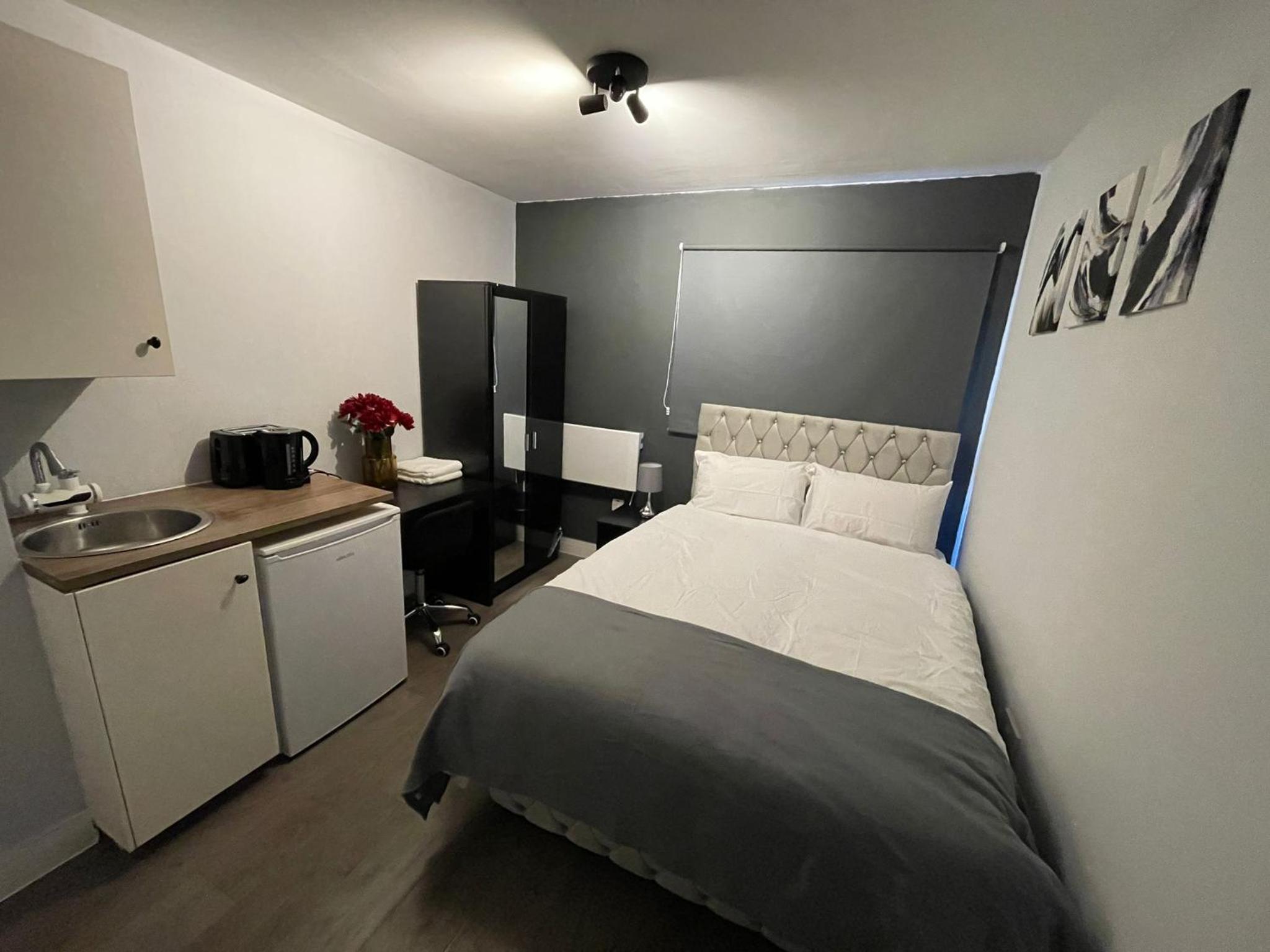 Double Room With Private Bathroom