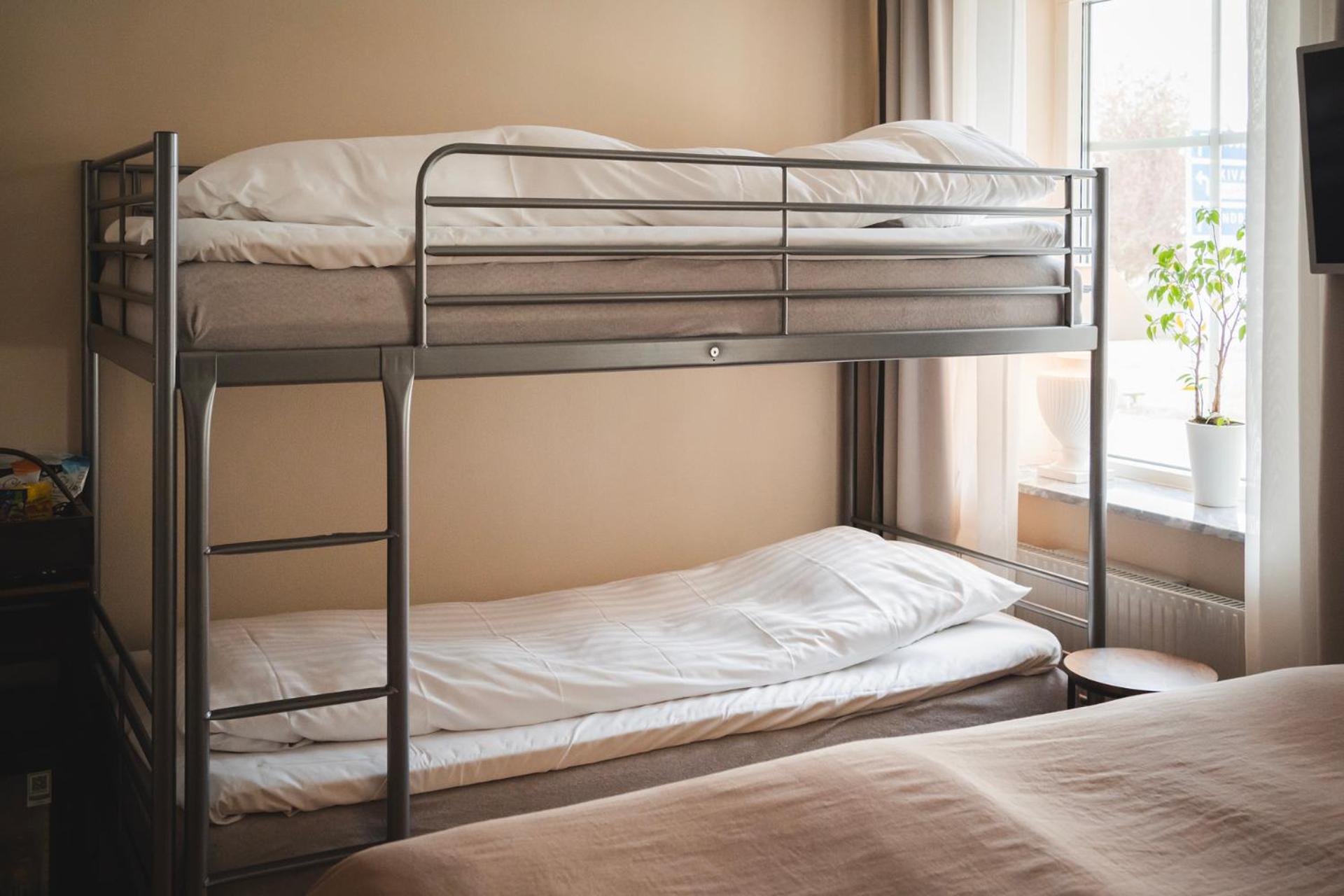 Quadruple Room - Photo 7