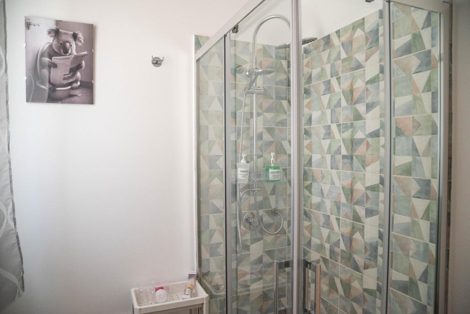 Double Room with Private Bathroom photo 3