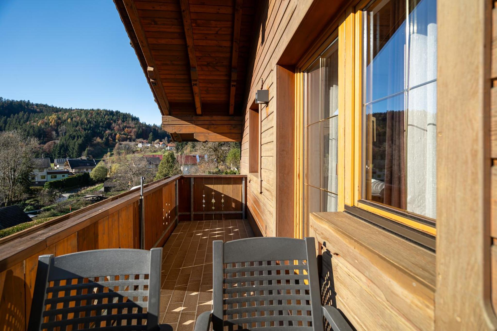 Two-Bedroom Apartment with Balcony Nr. 3 - Photo 19
