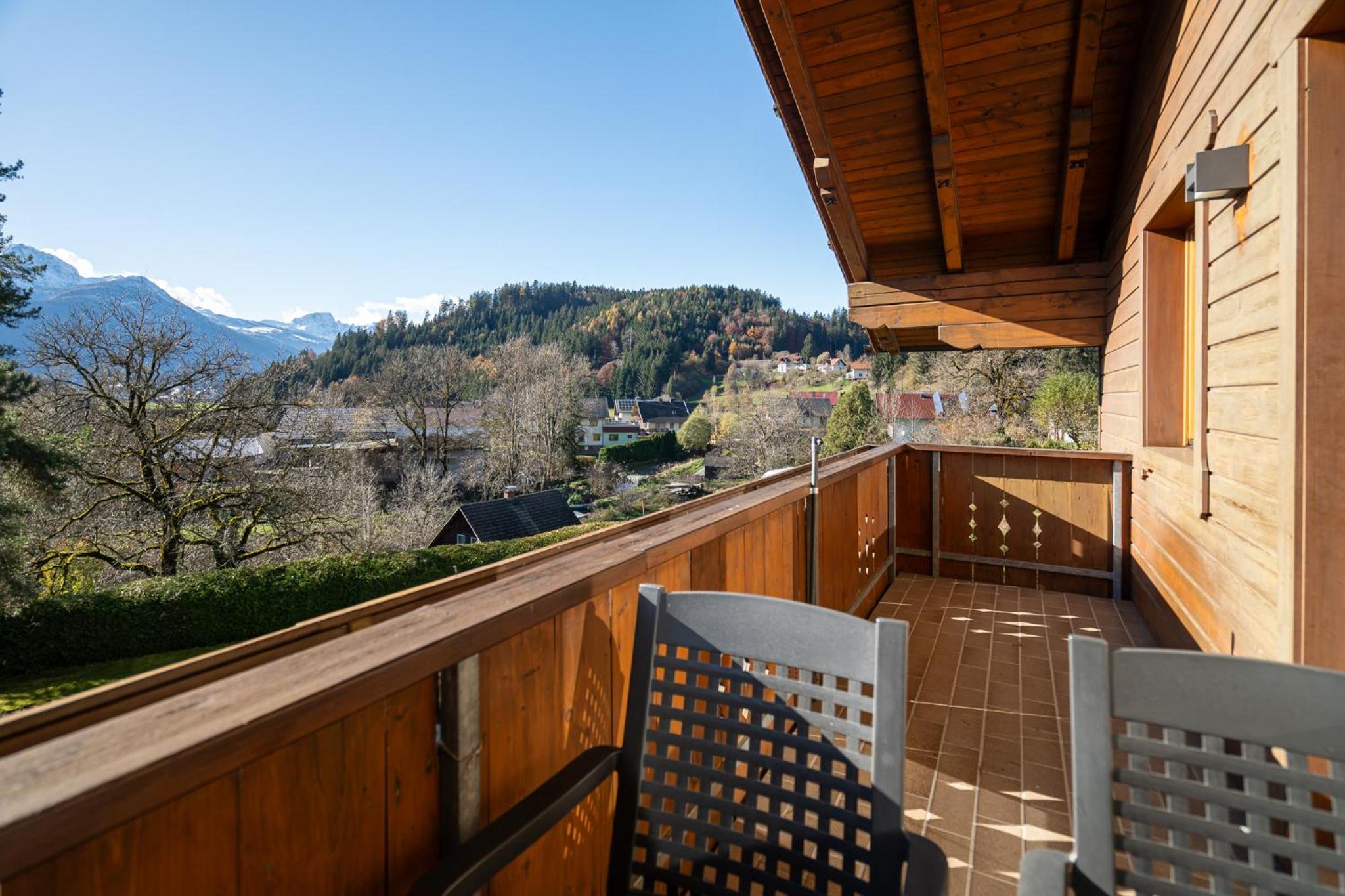 Two-Bedroom Apartment with Balcony Nr. 3 - Photo 13