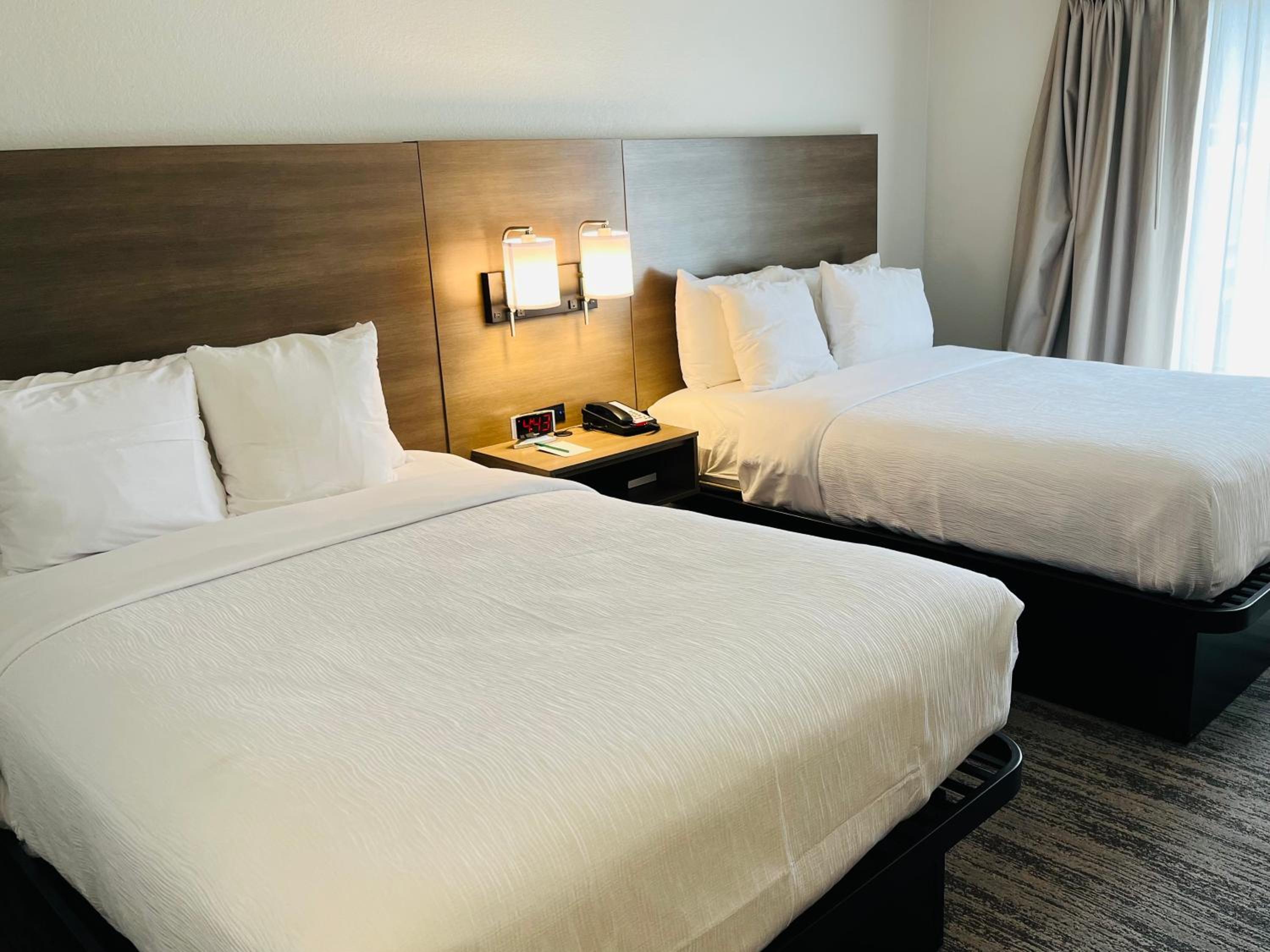 Double Room with Two Double Beds - Non-Smoking