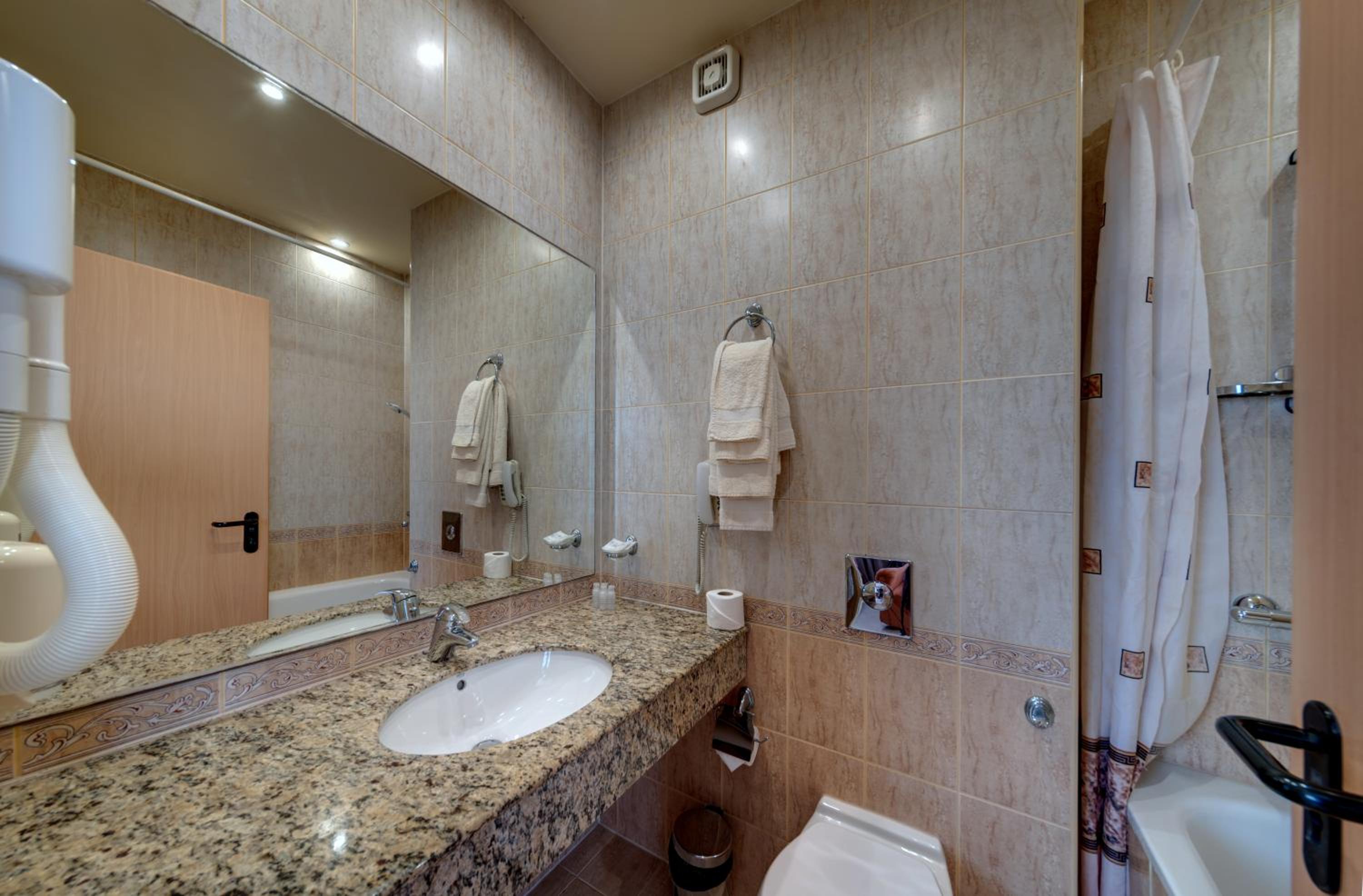 Triple Room - Photo 4