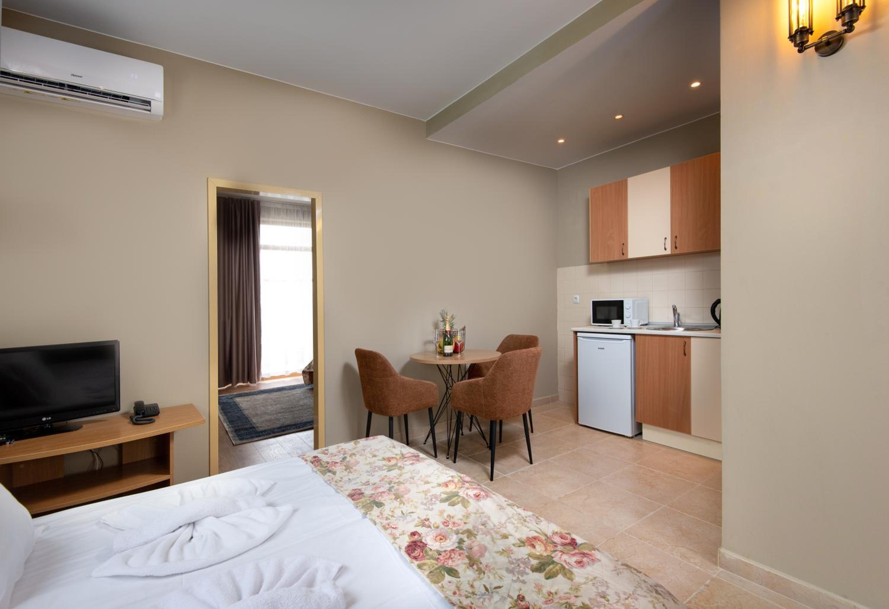 Junior Suite - Photo 5