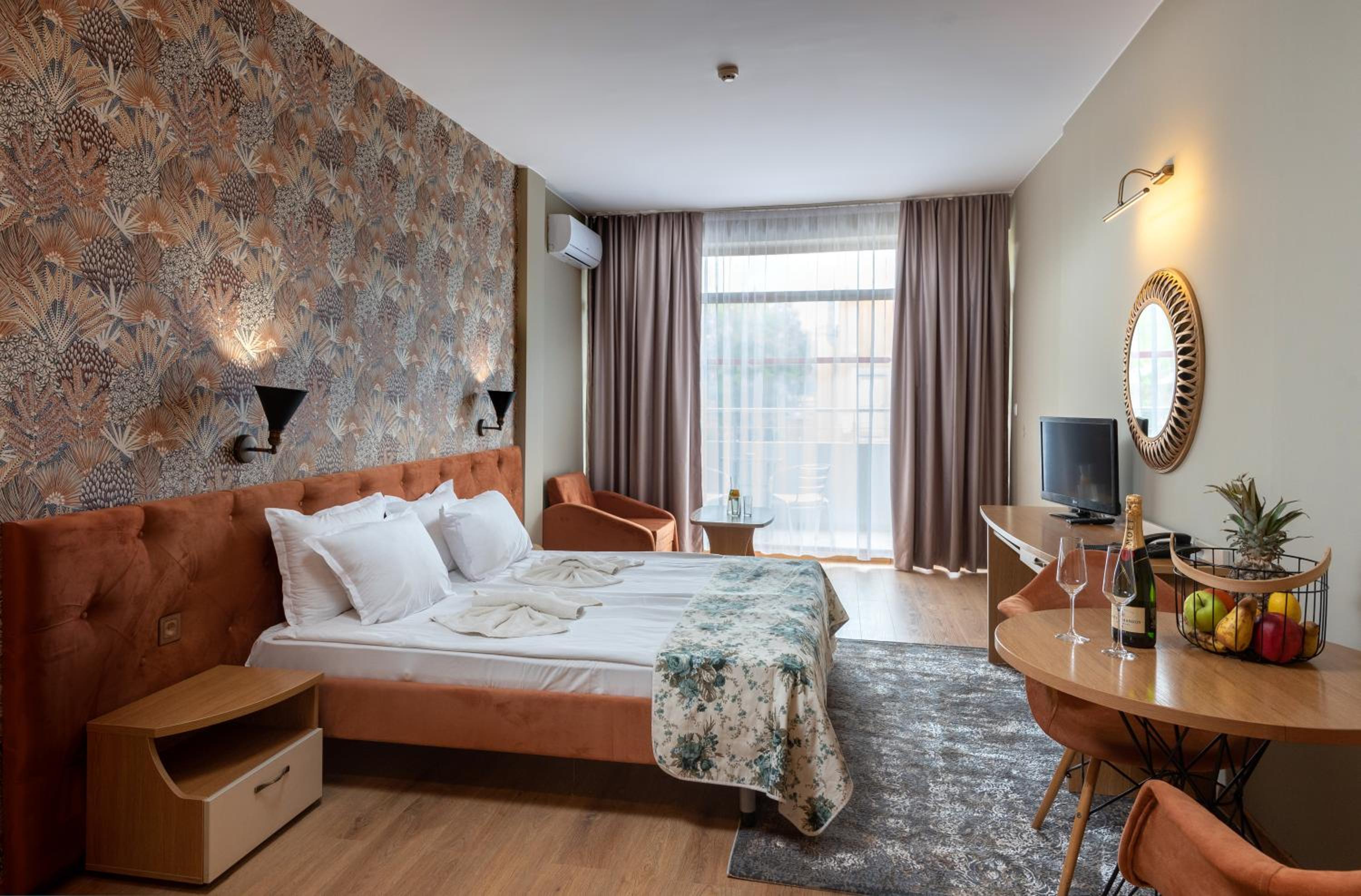 Double Comfort Room - Photo 6