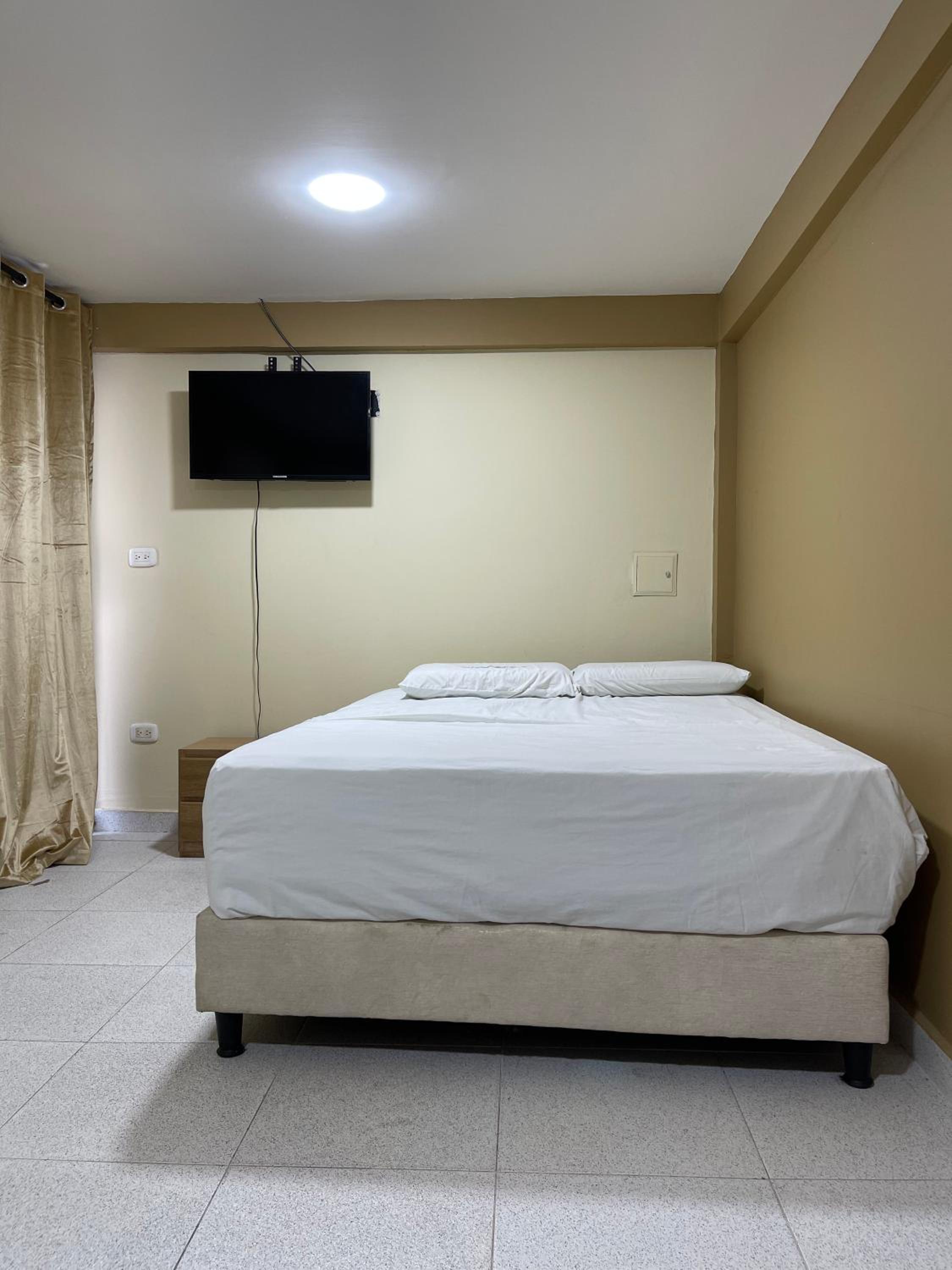 Two-Bedroom House photo 2
