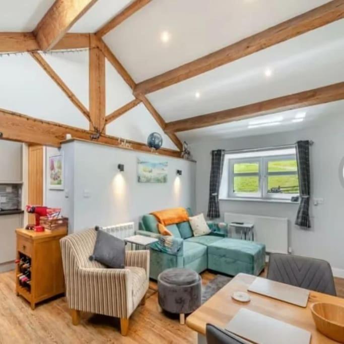 One-Bedroom House photo 1