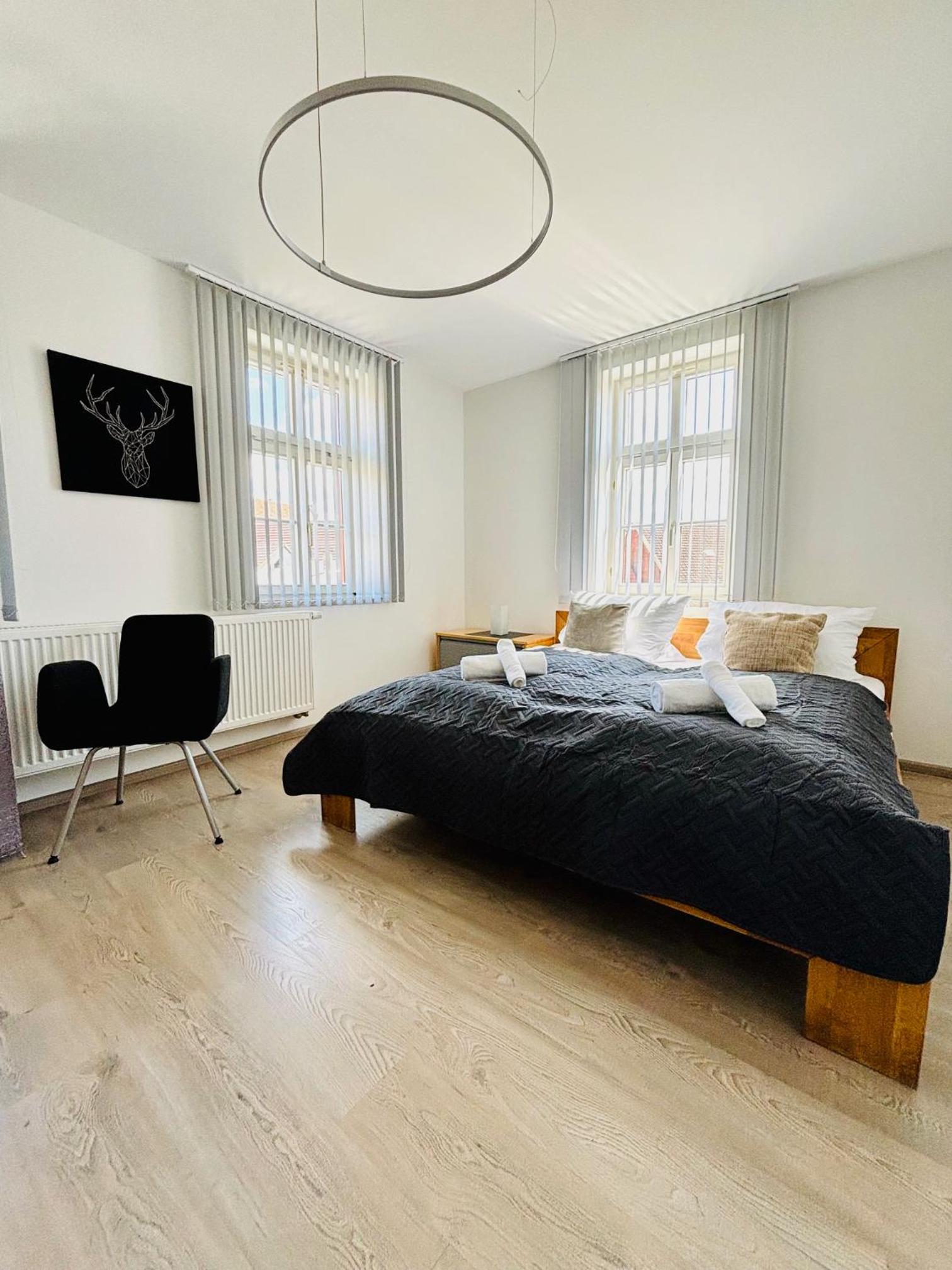 Three-Bedroom Apartment photo 1