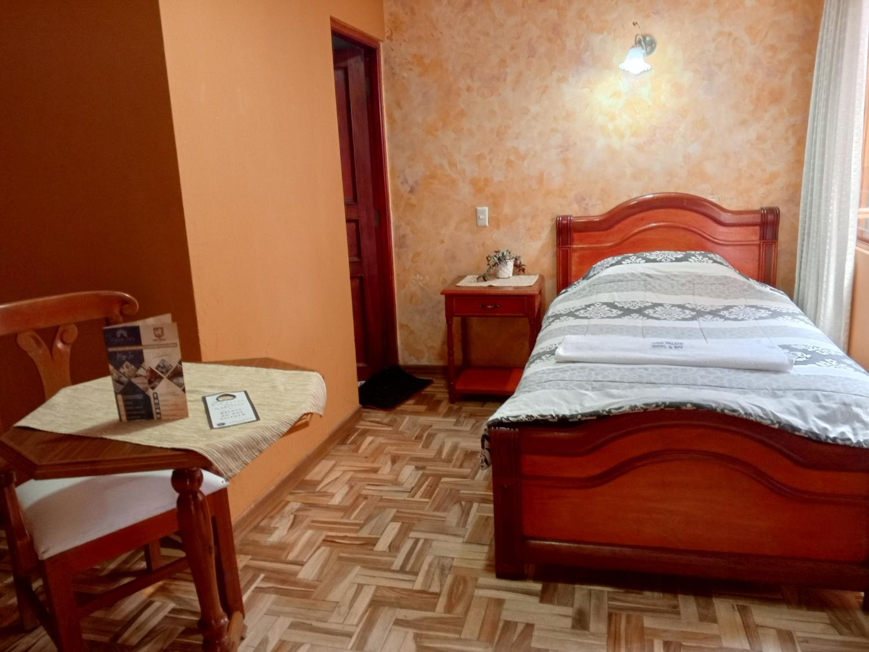 Single Room photo 2