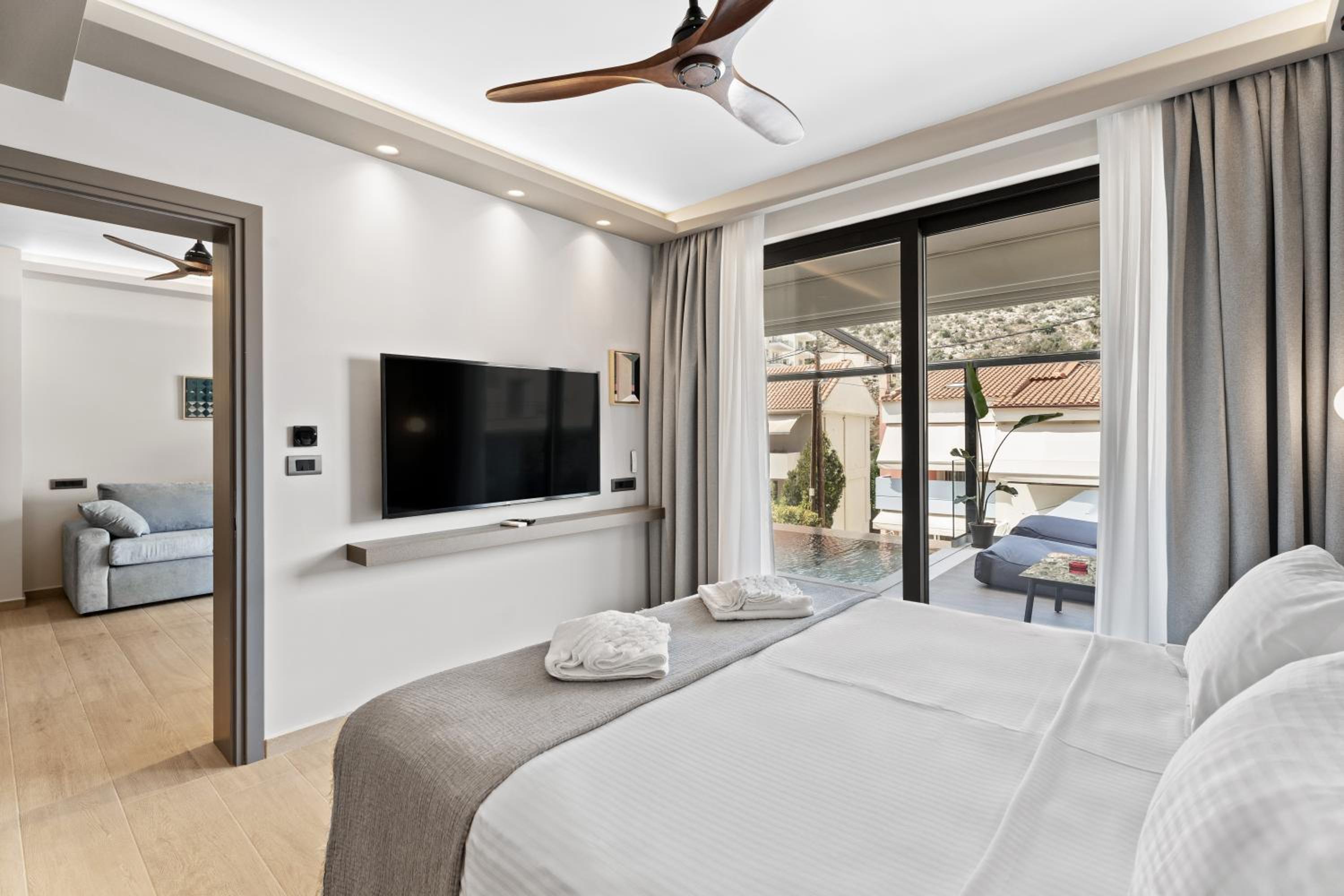 Suite with Private Pool