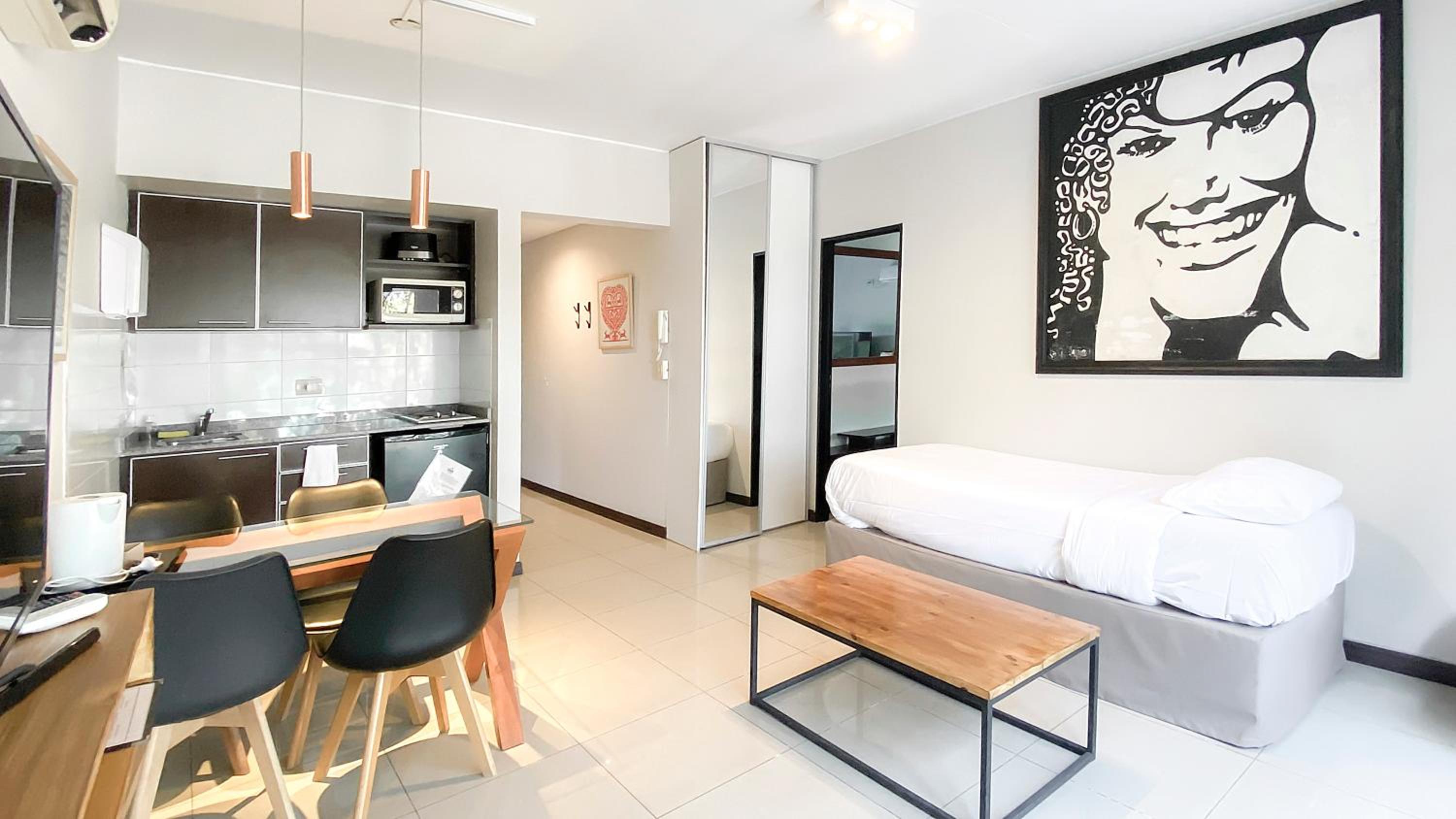 Apartment with Terrace photo 2