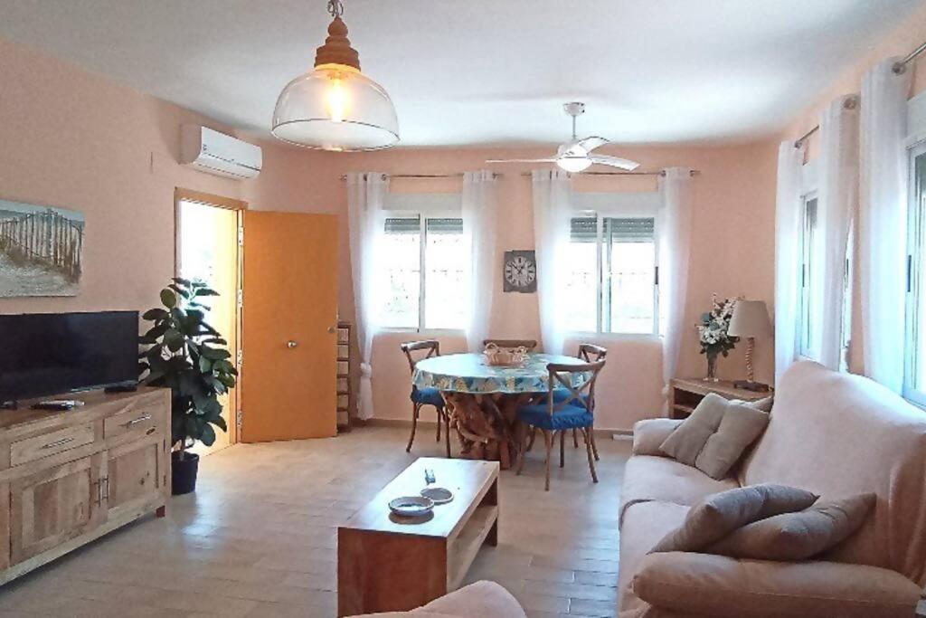 Villa de Tres Habitaciones