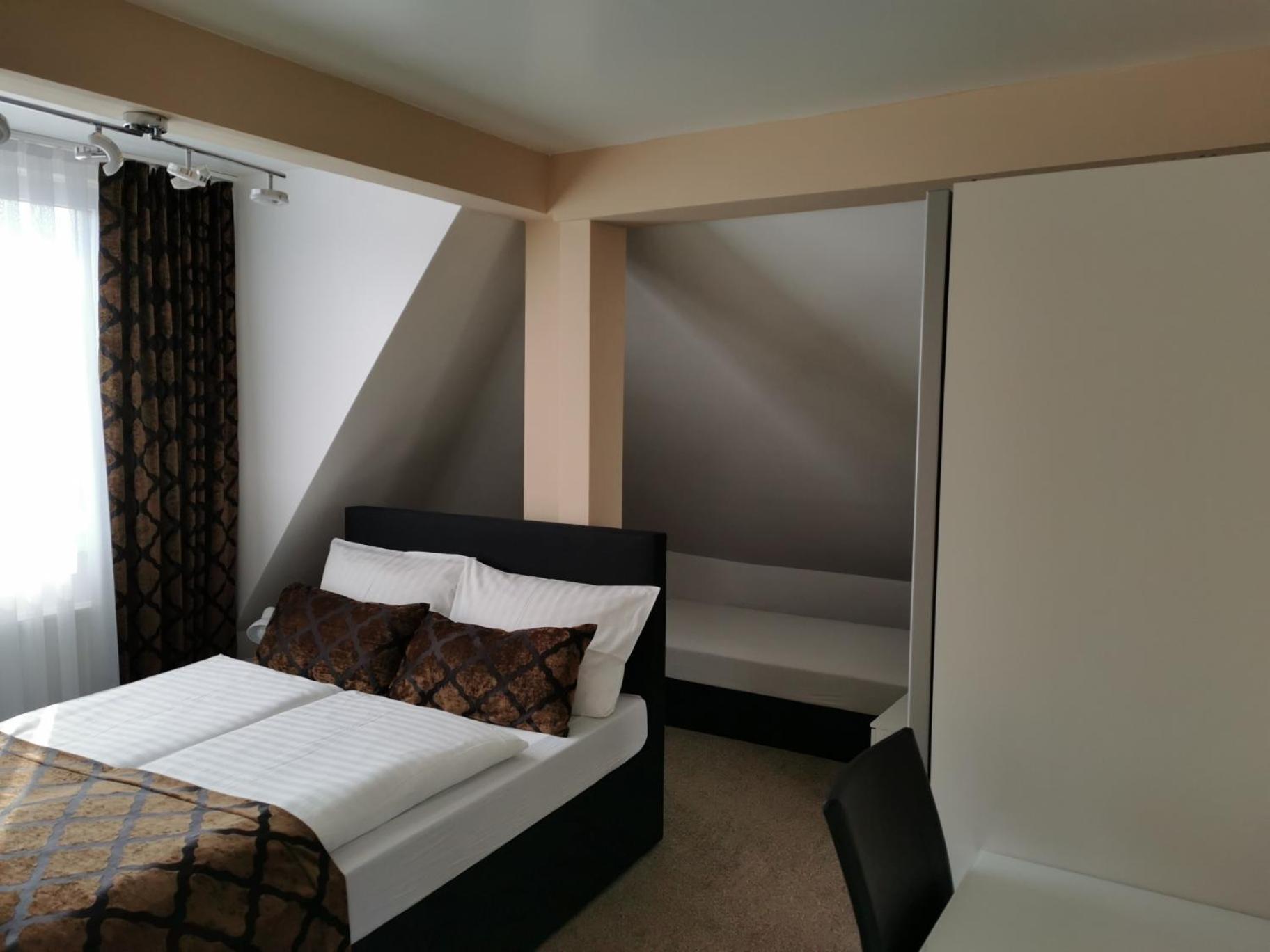 Standard Triple Room photo 3