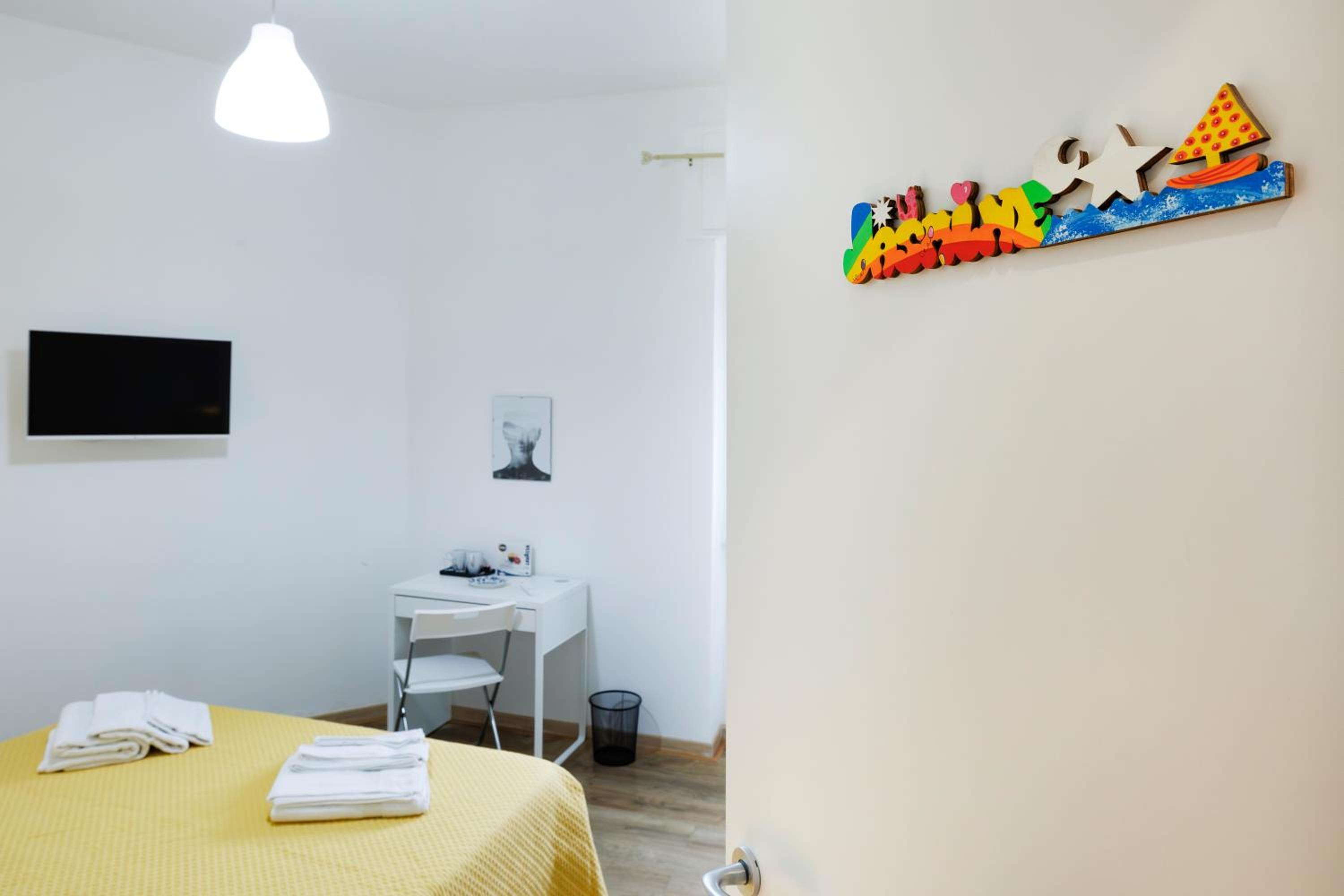 Double Room with Private Bathroom photo 3