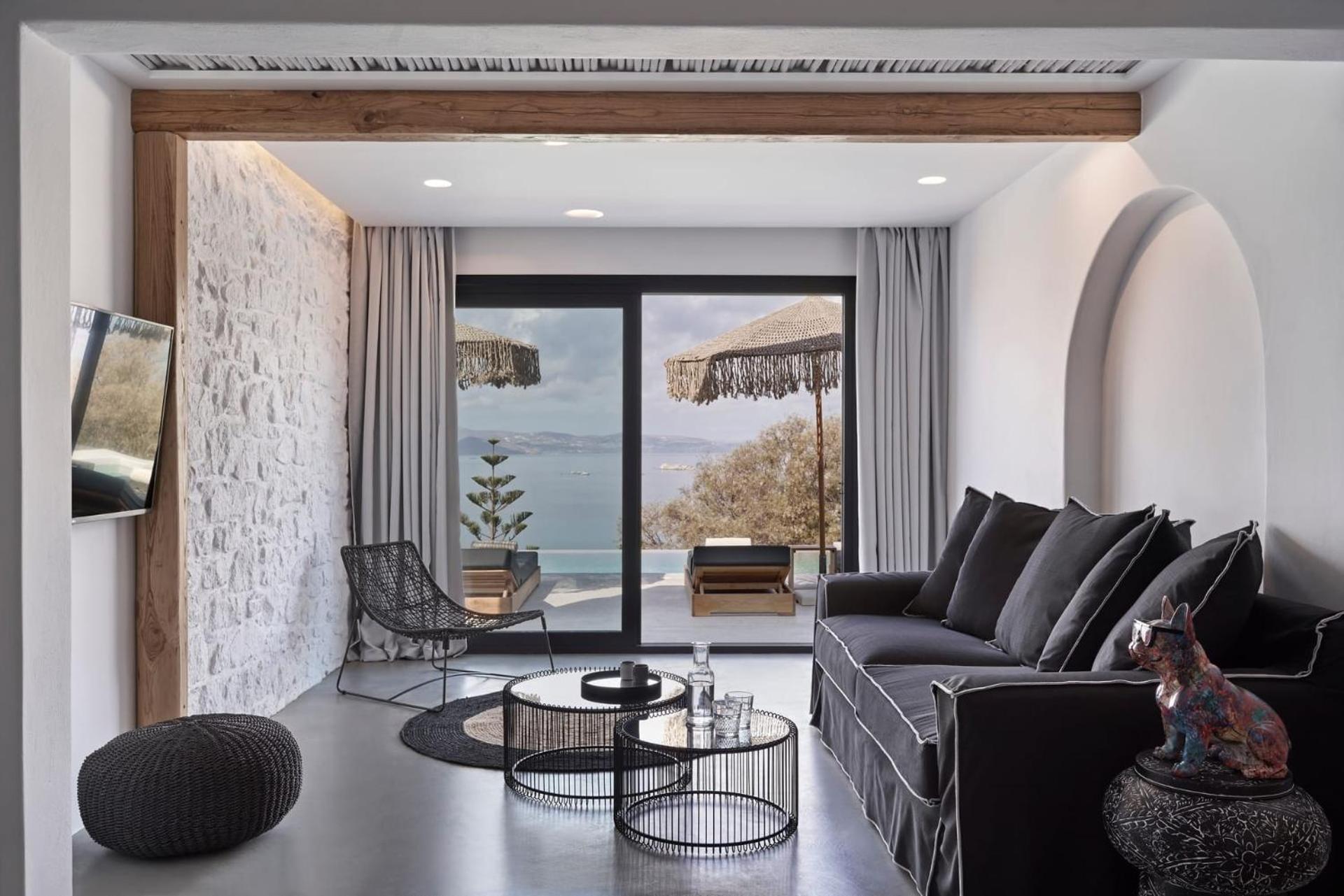 Nine-Bedroom Villa With Private Pool