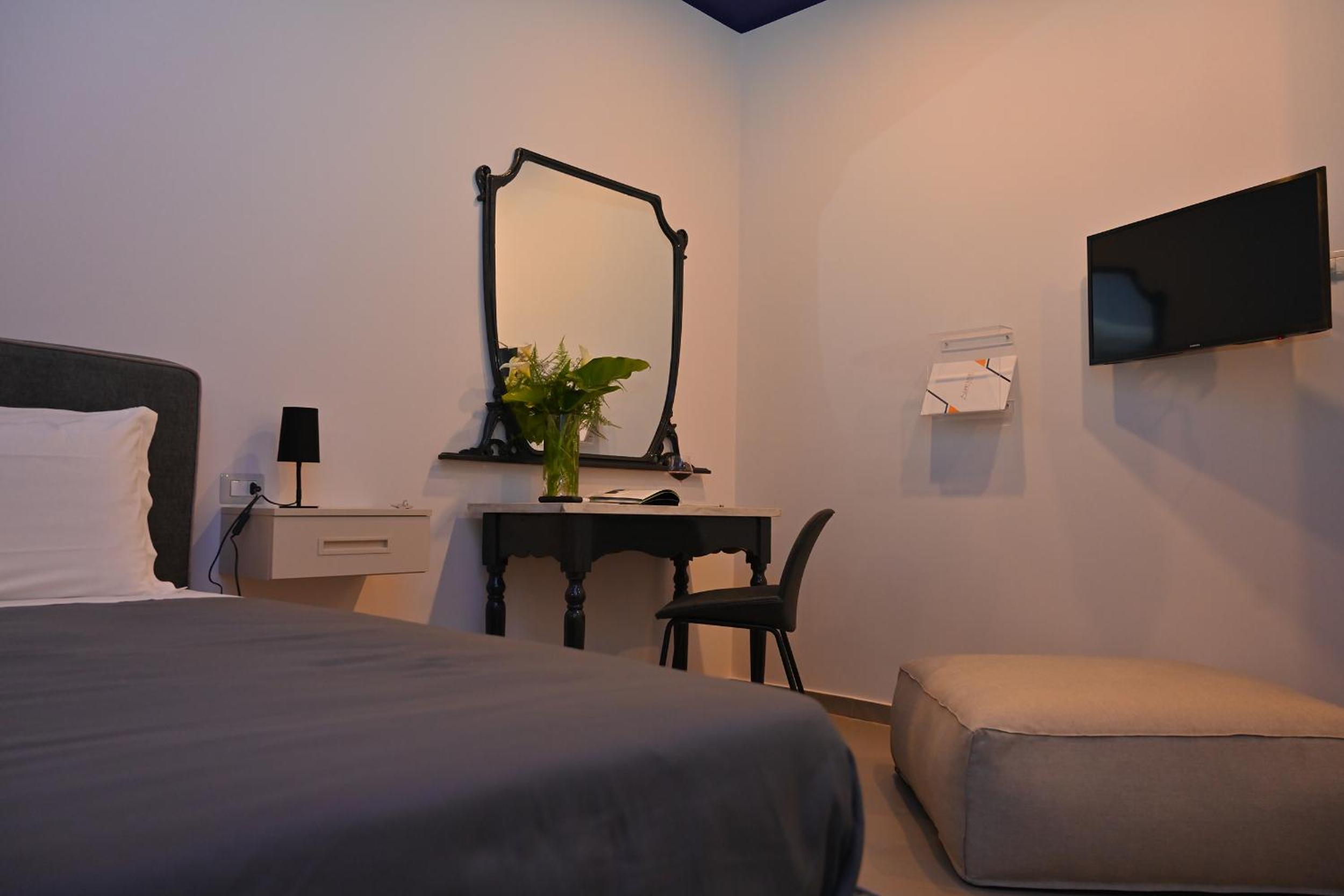 Superior Double Room - Photo 3