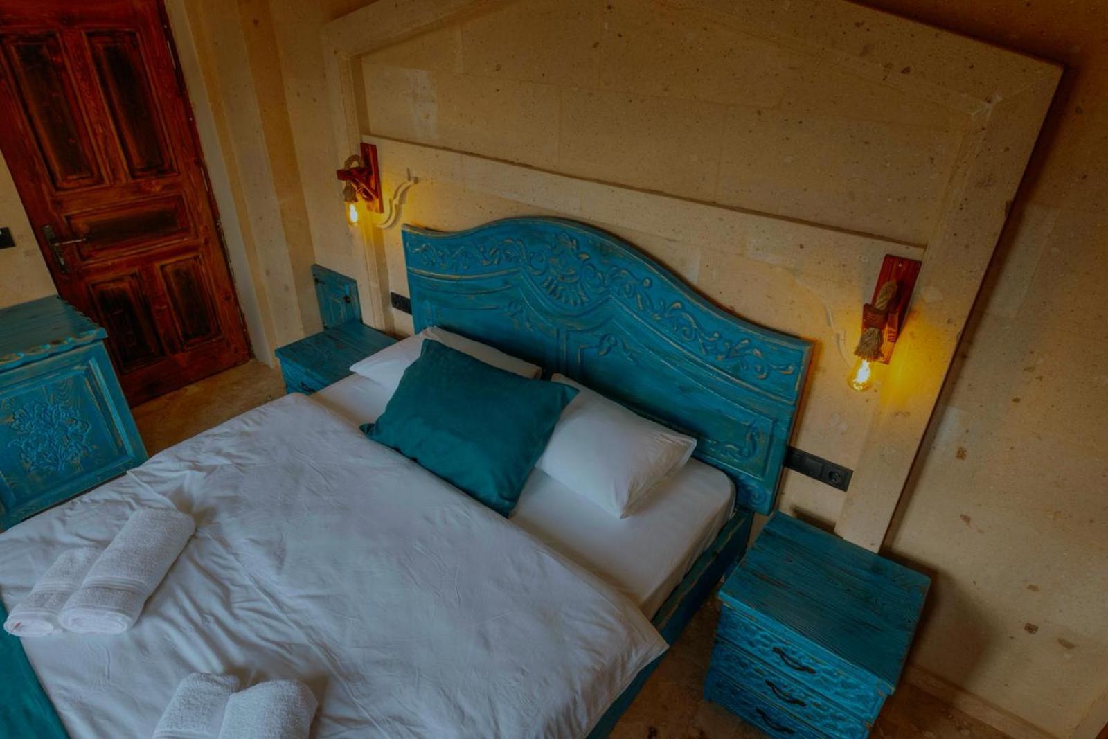 Standard Double Room - Photo 30