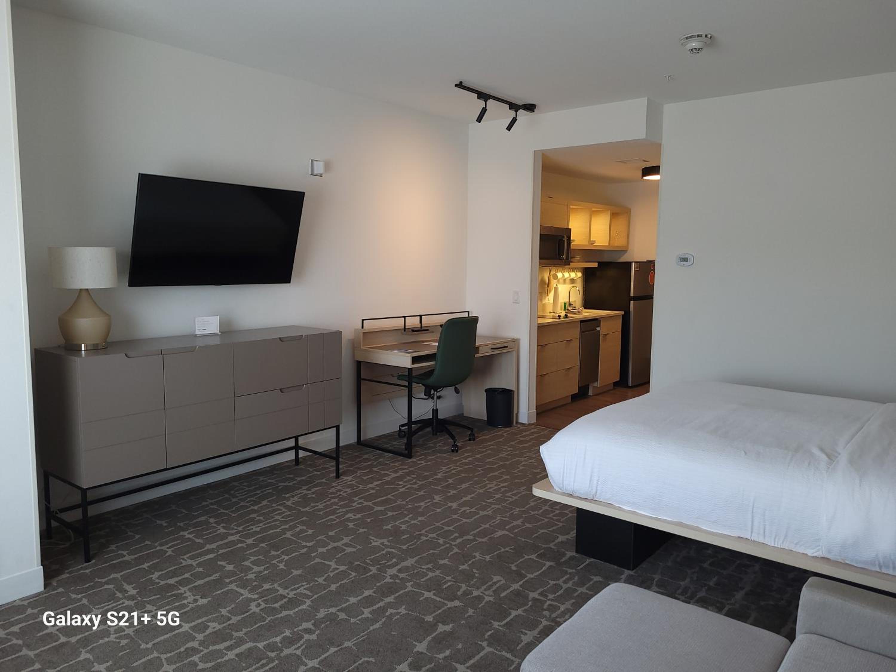 Extended King Studio with Sofa Bed - Photo 1