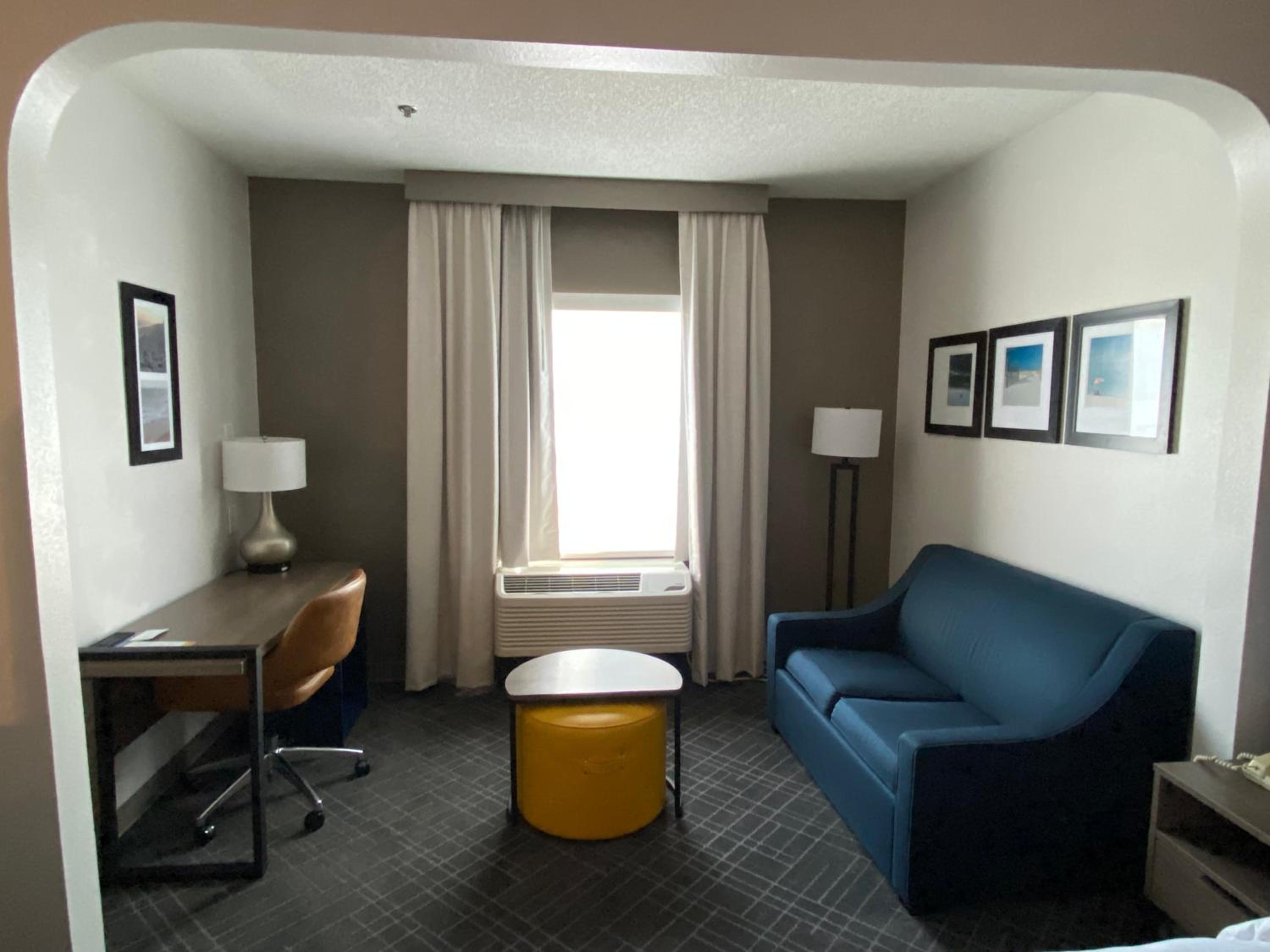 King Room - Accessible/Non-Smoking - Photo 4