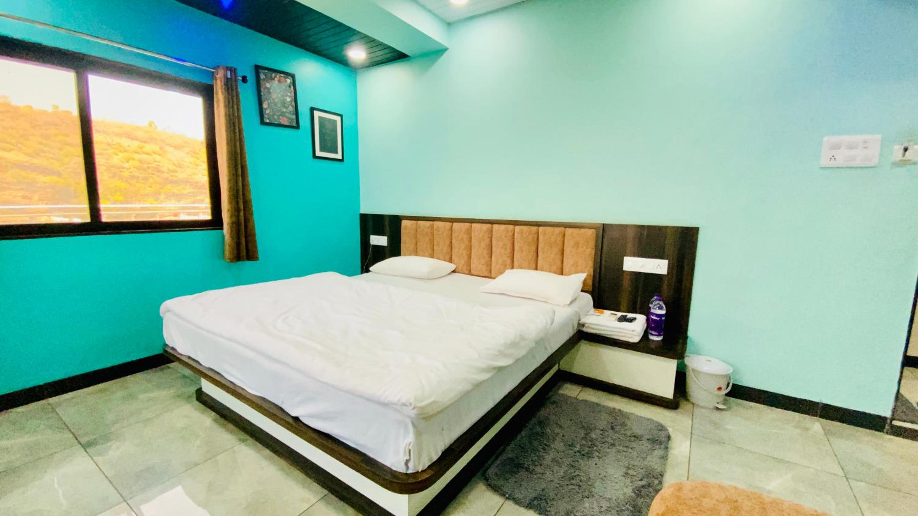 King Room with Lake View